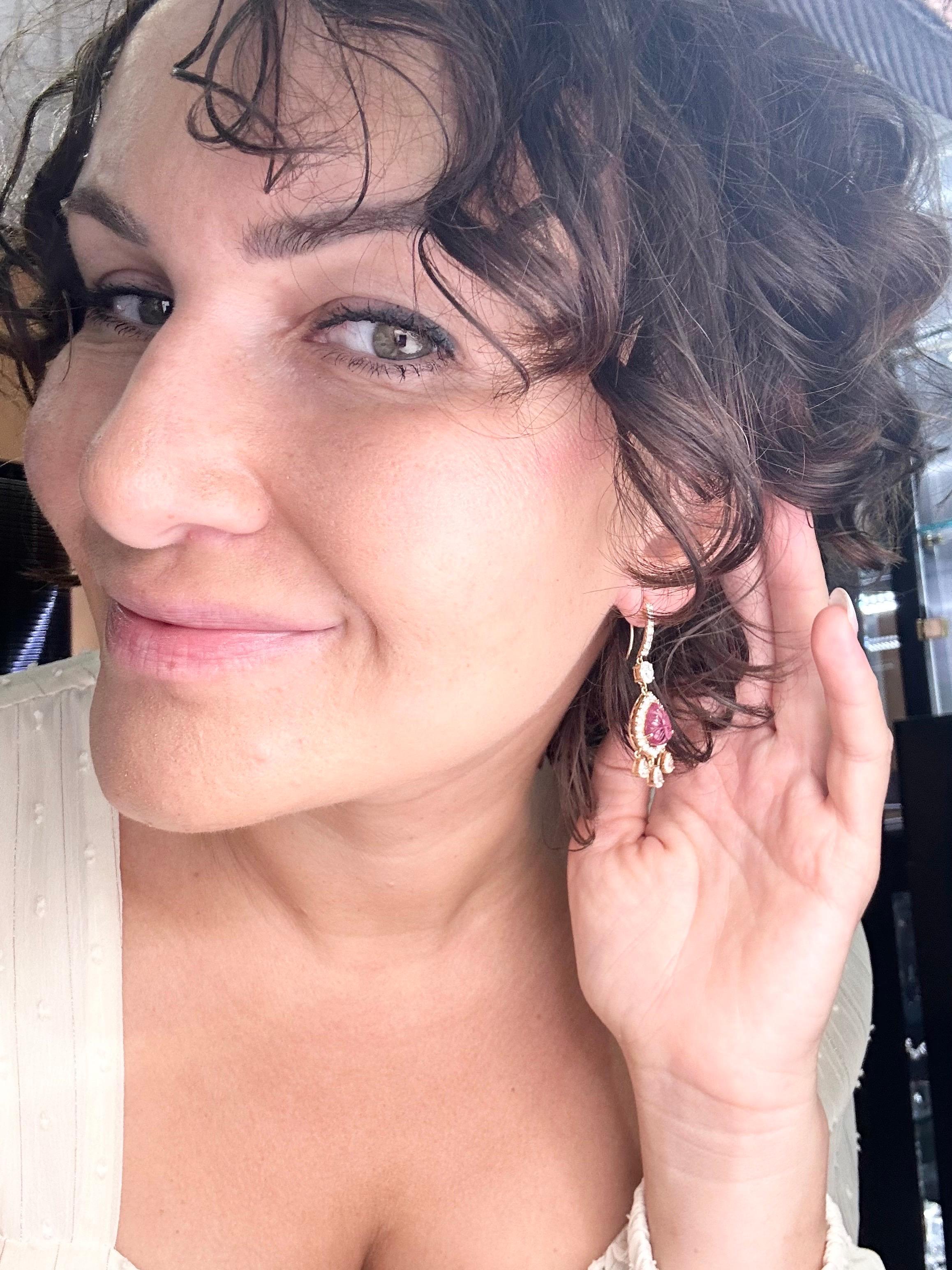 Orecchini con zaffiro e diamante Orecchini pendenti in oro 18KT In condizioni Nuovo in vendita a Boca Raton, FL