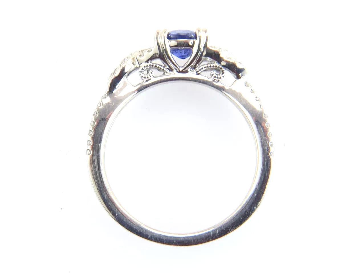 Sapphire Diamond Engagement Ring 1.16ct Designer Venetti 14K BRAND NEW


Featuring a Natural .90 Carat Round Cut Blue Sapphire

Venetti MSRP $2,950

The Diamonds Offer Gorgeous Warmth

Perfect for a Special Occasion or Just a Gift to Say 