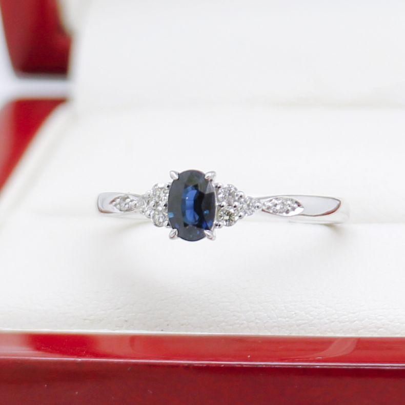 Sapphire & Diamond Engagement Ring, New In New Condition For Sale In BALMAIN, NSW