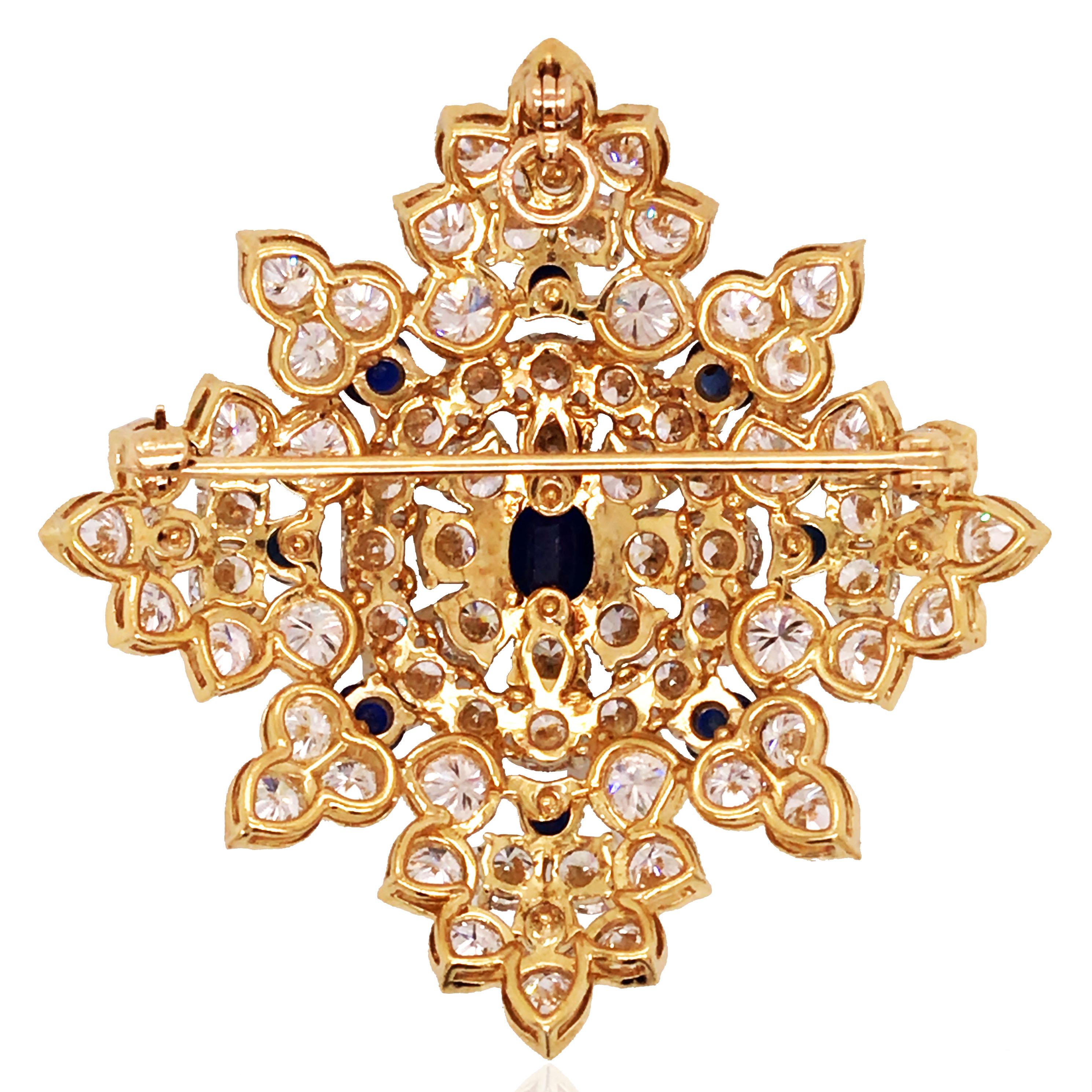 Sapphire Diamond Gold Brooch In Good Condition For Sale In New York, NY