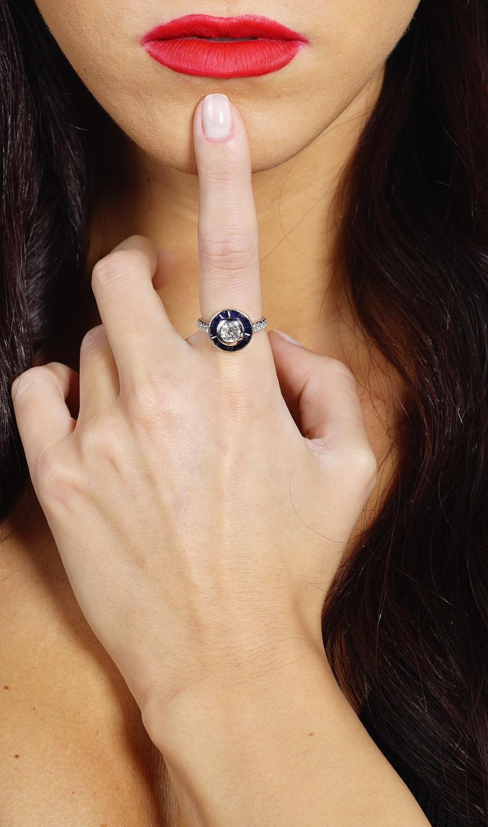 Sapphire Diamond Gold Ring In New Condition For Sale In Geneva, CH