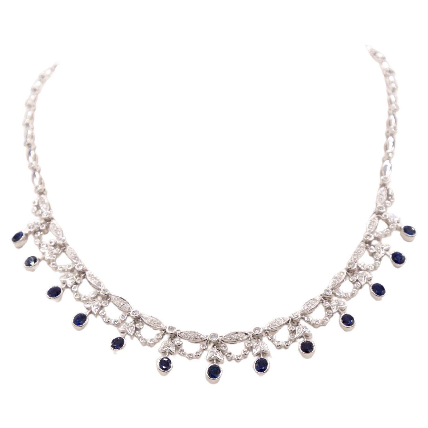 Collana con zaffiro e diamanti 18 K. in vendita