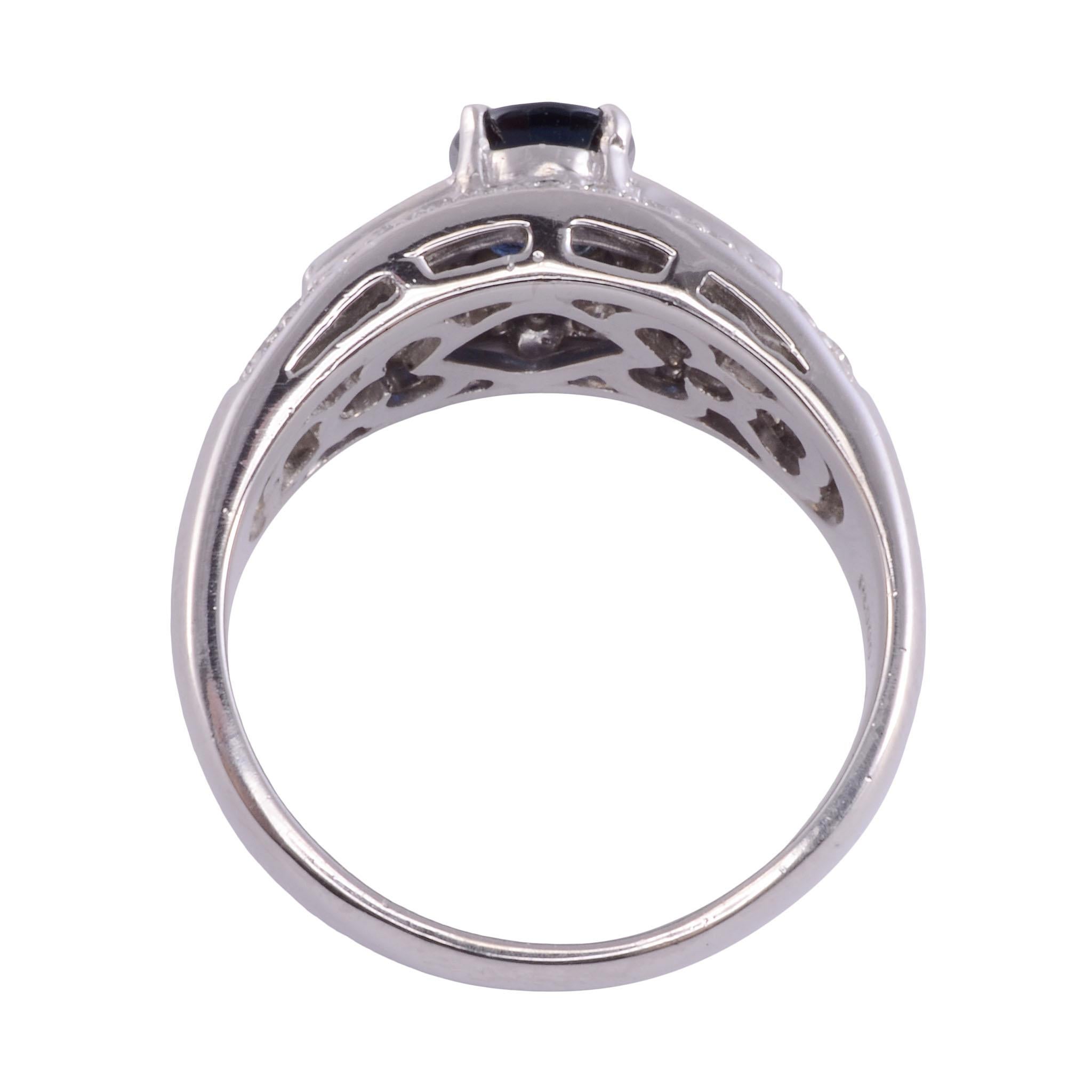 Saphir-Diamant-Platin-Ring (Ovalschliff) im Angebot