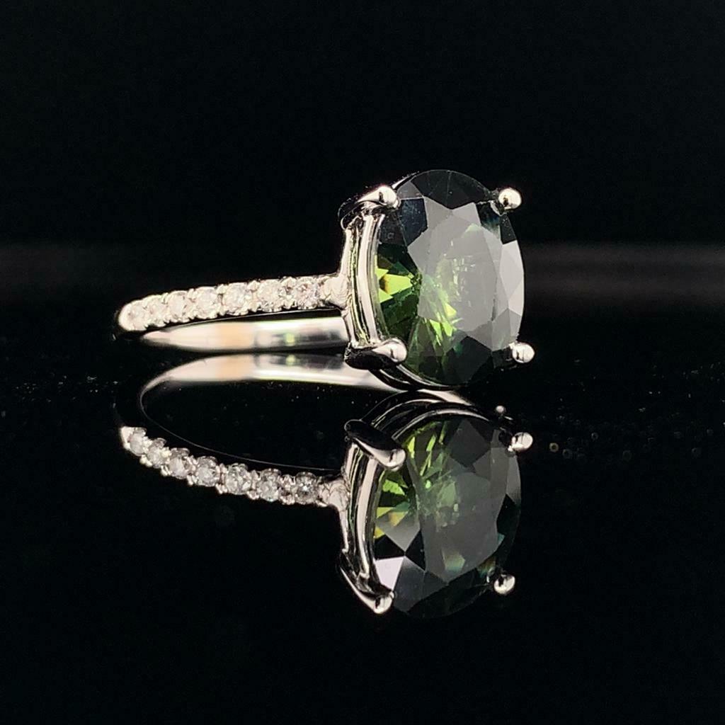 Bague en or blanc 14 carats avec saphir et diamant certifiée TCW de 2,8 carats Pour femmes en vente