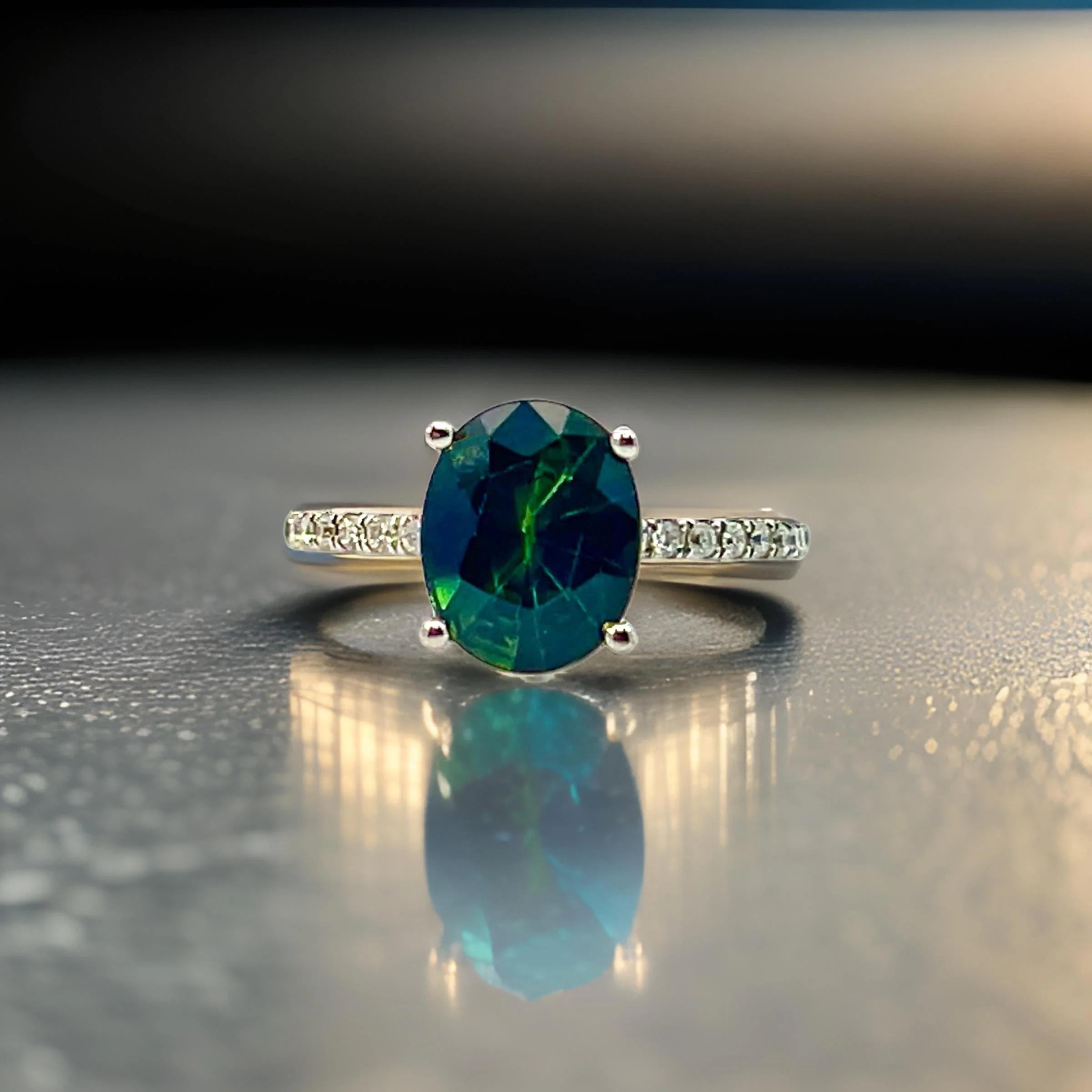 Bague en or blanc 14 carats avec saphir et diamant certifiée TCW de 2,8 carats en vente 1
