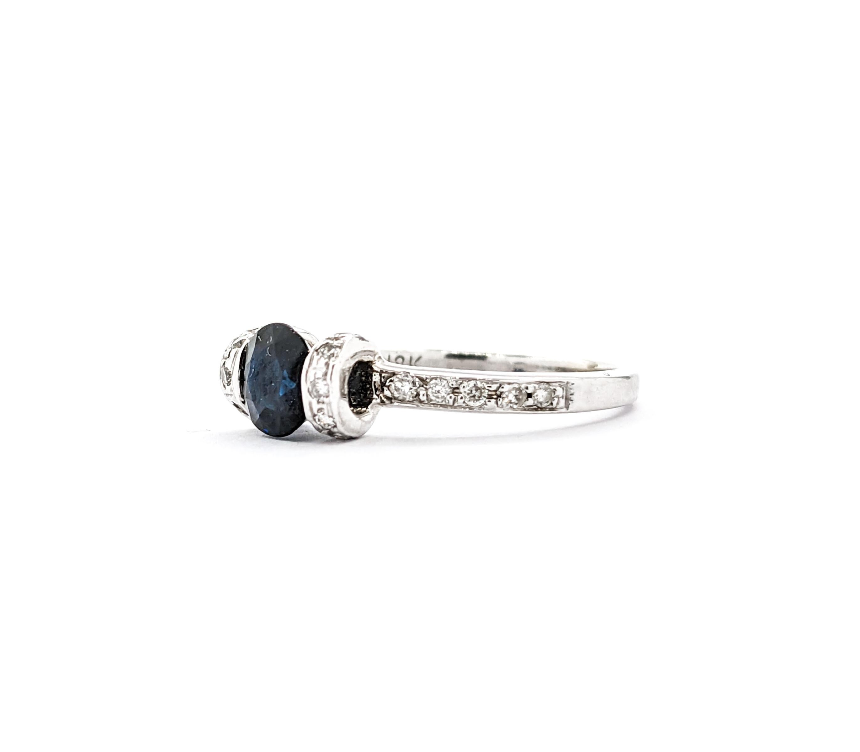 Ring mit Saphir und Diamant - 18 Karat Weißgold im Angebot 4