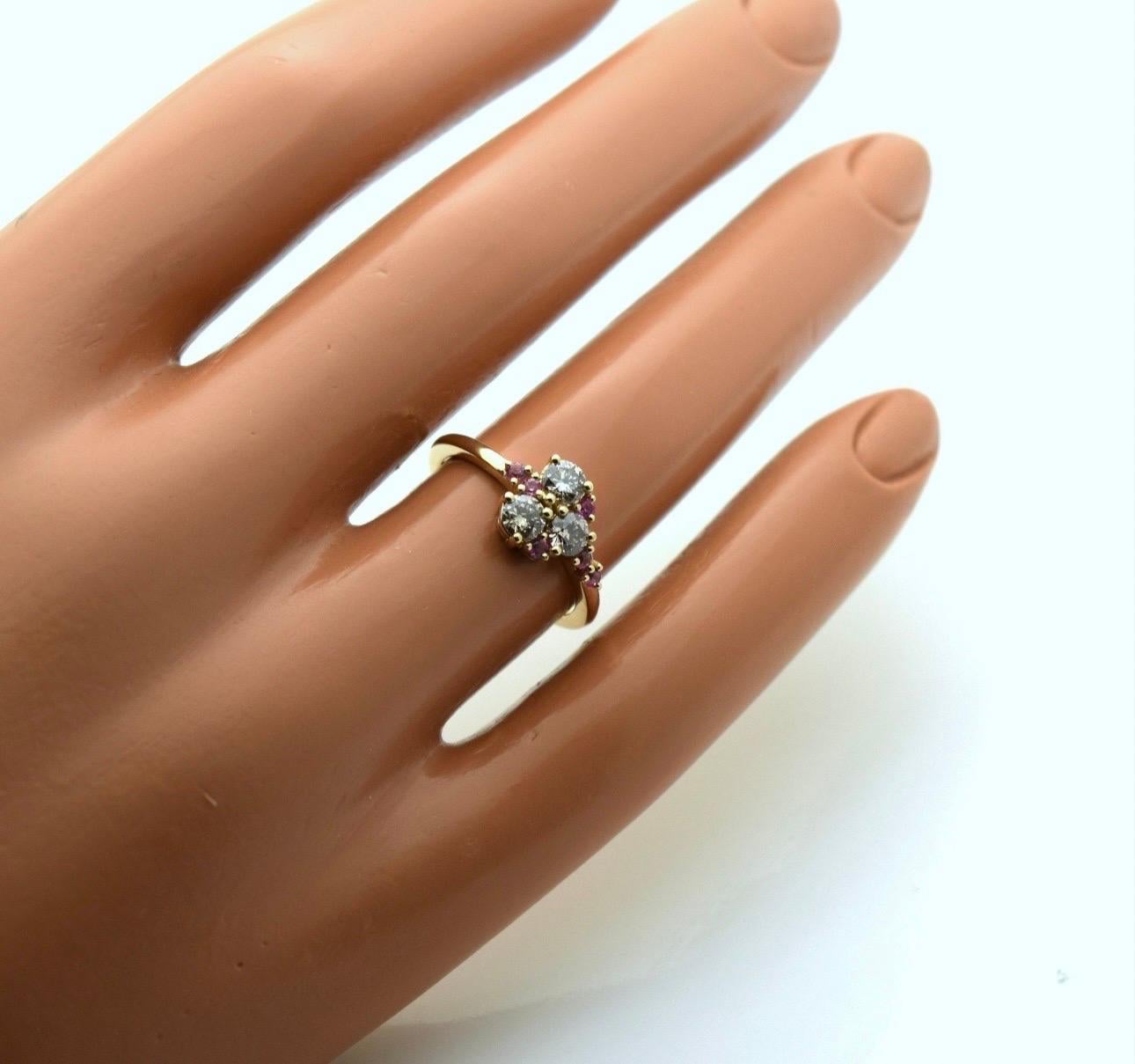 Saphir & Diamant Ring 18KT Gold Pinke Saphire Barbie Stil Ring (Brillantschliff) im Angebot