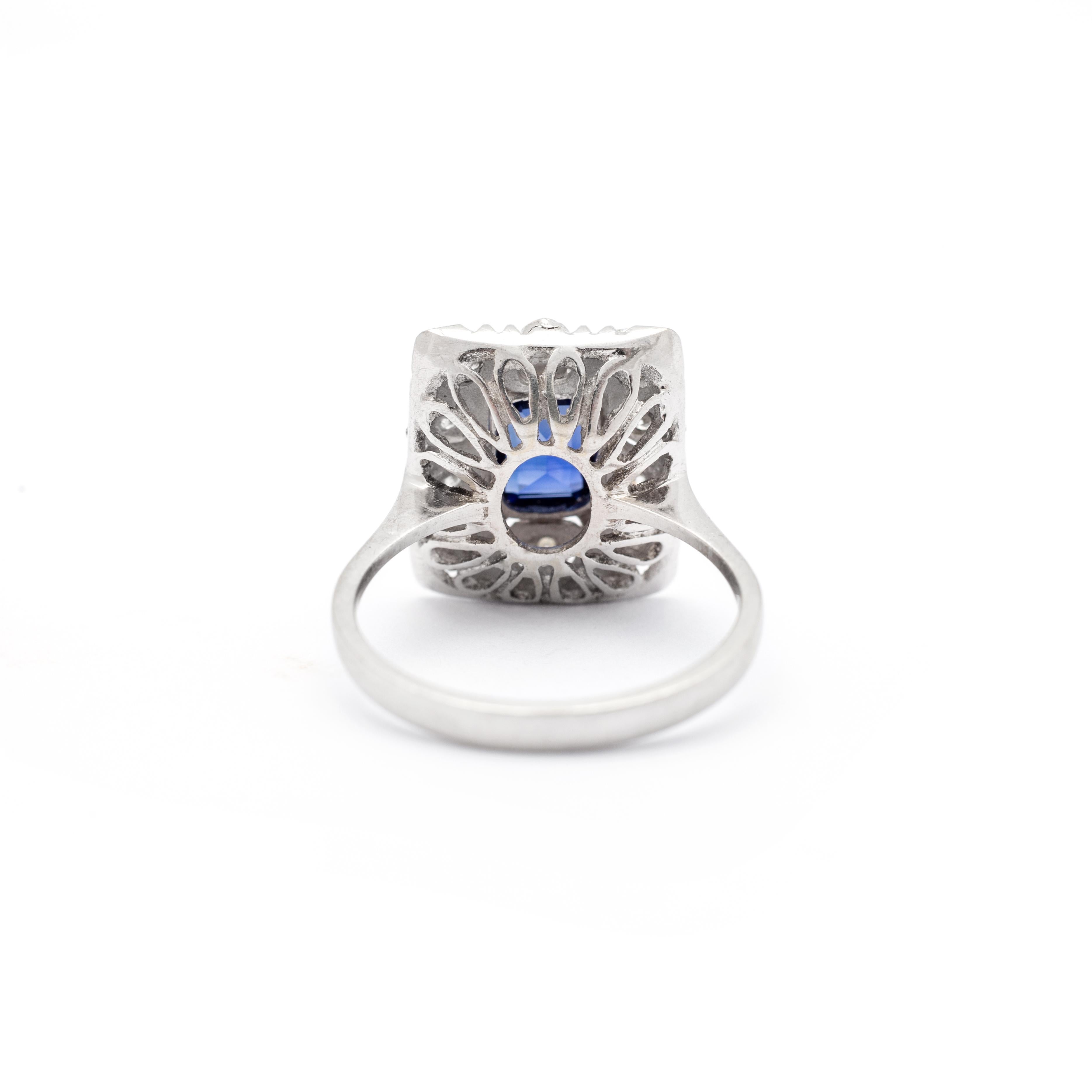 Sapphire Diamond Ring In Excellent Condition In Geneva, CH