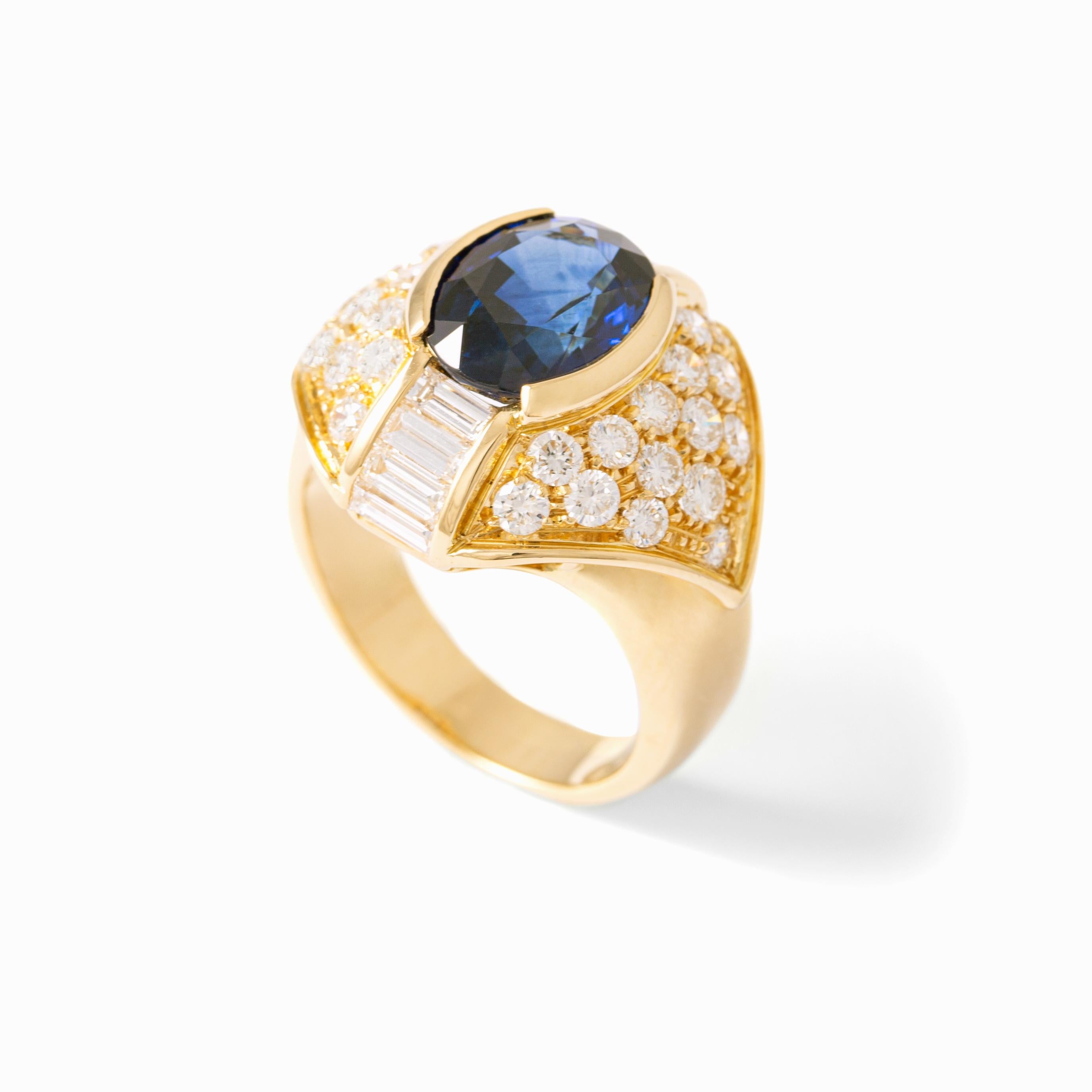 Sapphire Diamond Ring In New Condition For Sale In Geneva, CH