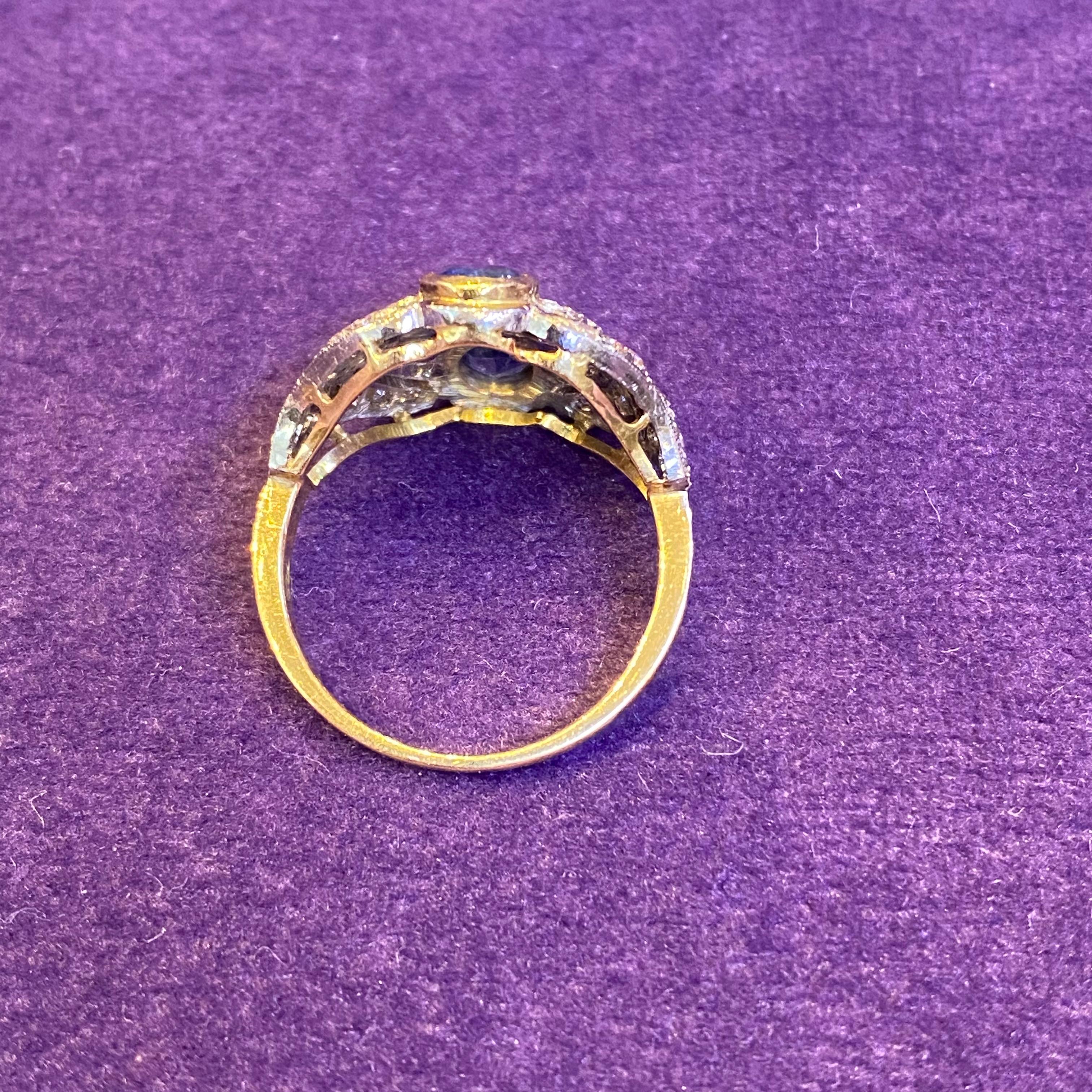 Sapphire & Diamond Ring For Sale 2