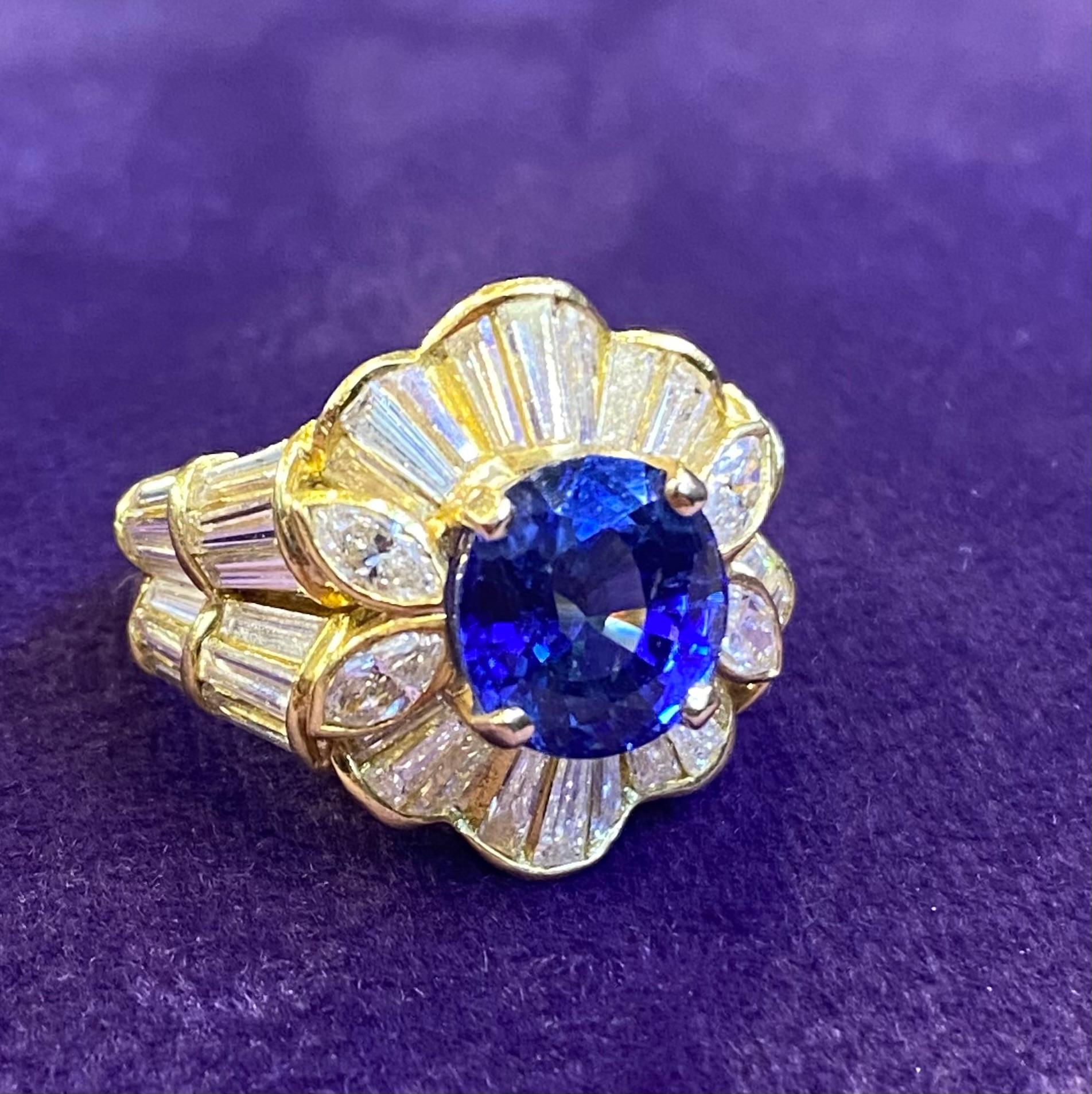 Sapphire & Diamond Ring For Sale 3