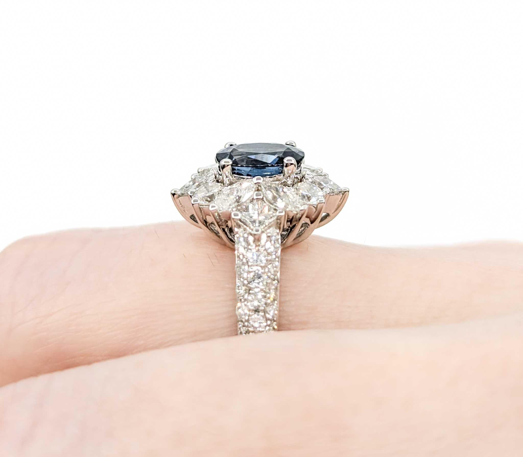 Anello con zaffiro e diamanti in oro bianco 18 carati In condizioni ottime in vendita a Bloomington, MN