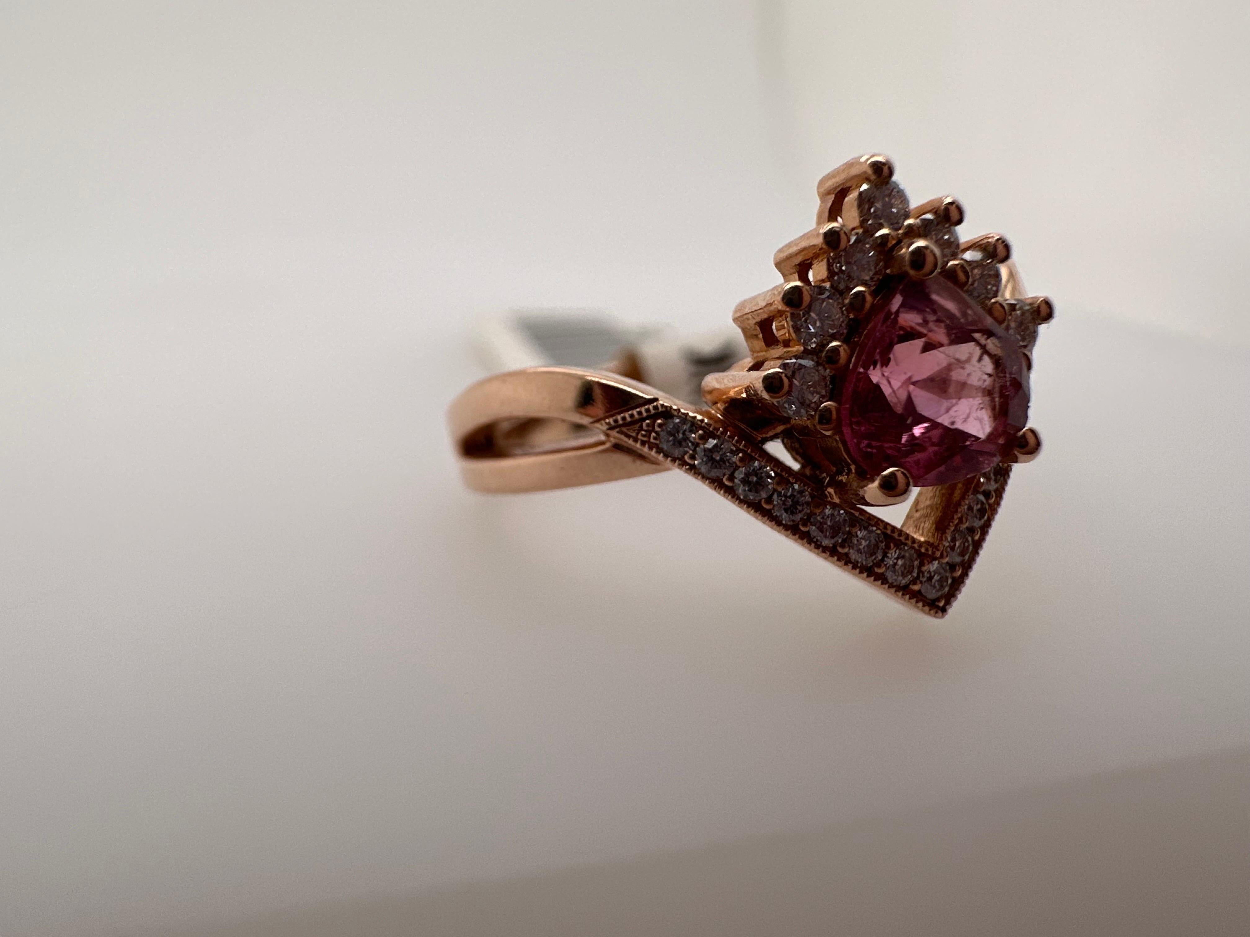 Women's or Men's Sapphire Diamond ring MODERN 14KT gold diamond ring For Sale