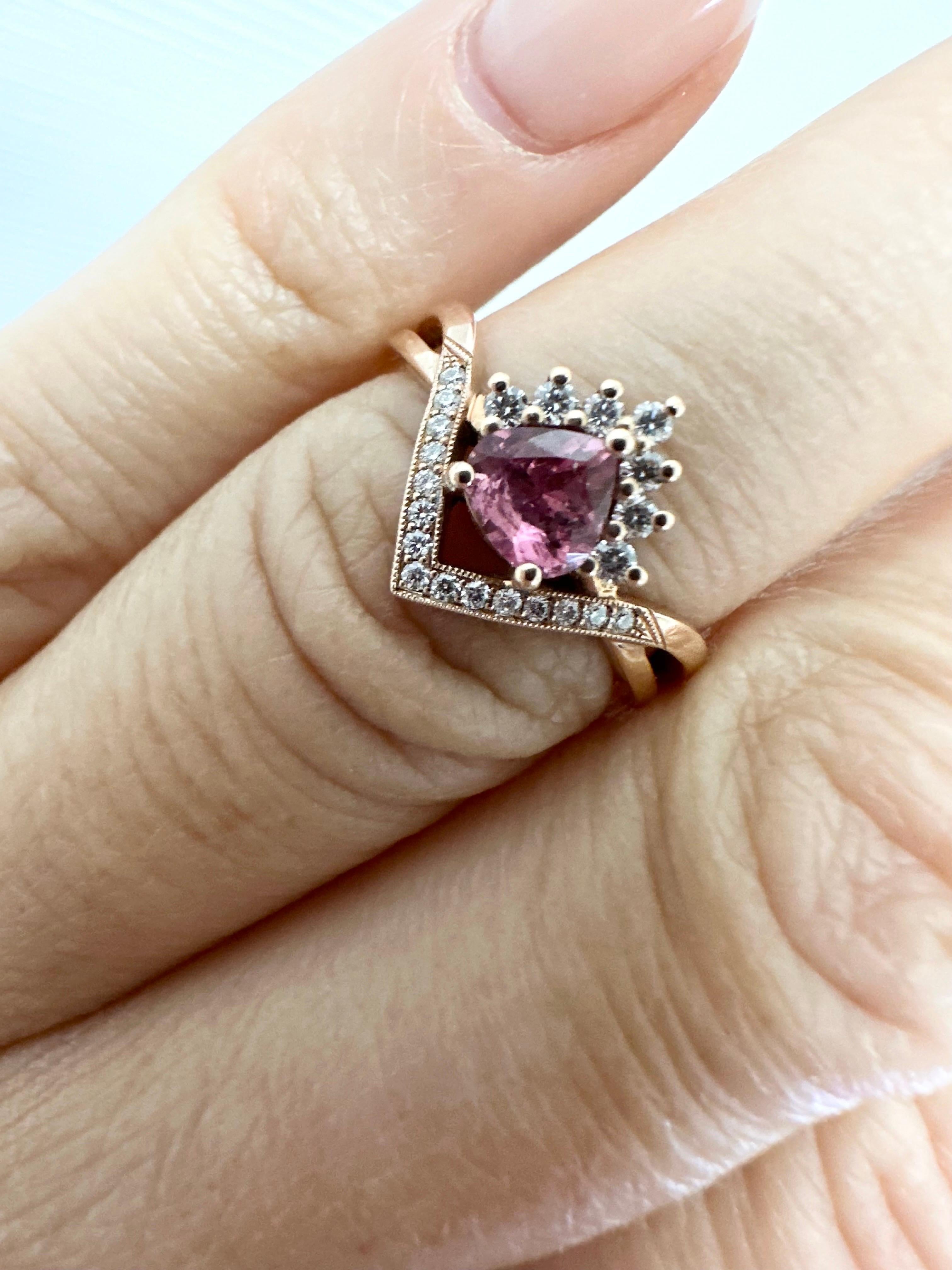 Sapphire Diamond ring MODERN 14KT gold diamond ring For Sale 1
