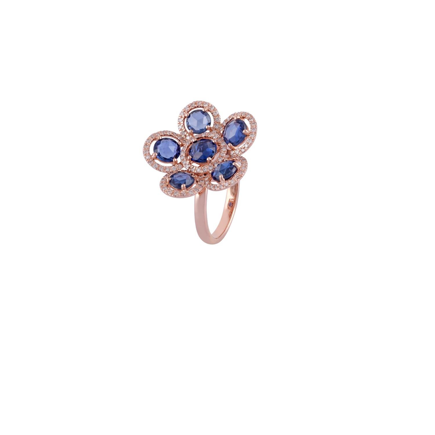 Contemporary Sapphire and Diamond Ring Studded in 18 Karat Rose Gold