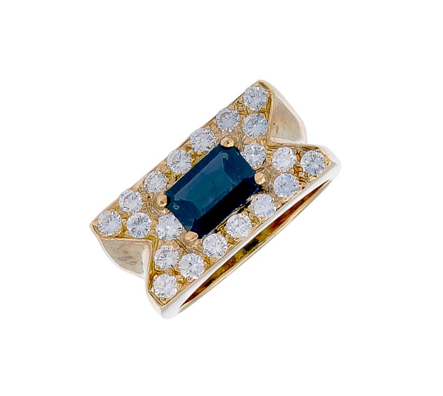 Emerald Cut Sapphire & Diamond Signet Ring For Sale