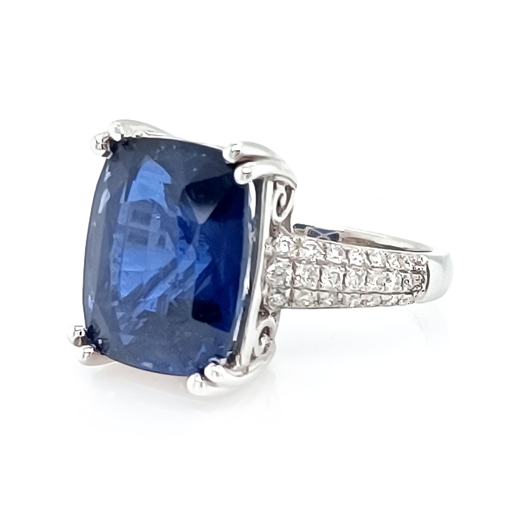 Cushion Cut Sapphire & Diamond Solitaire Ring For Sale