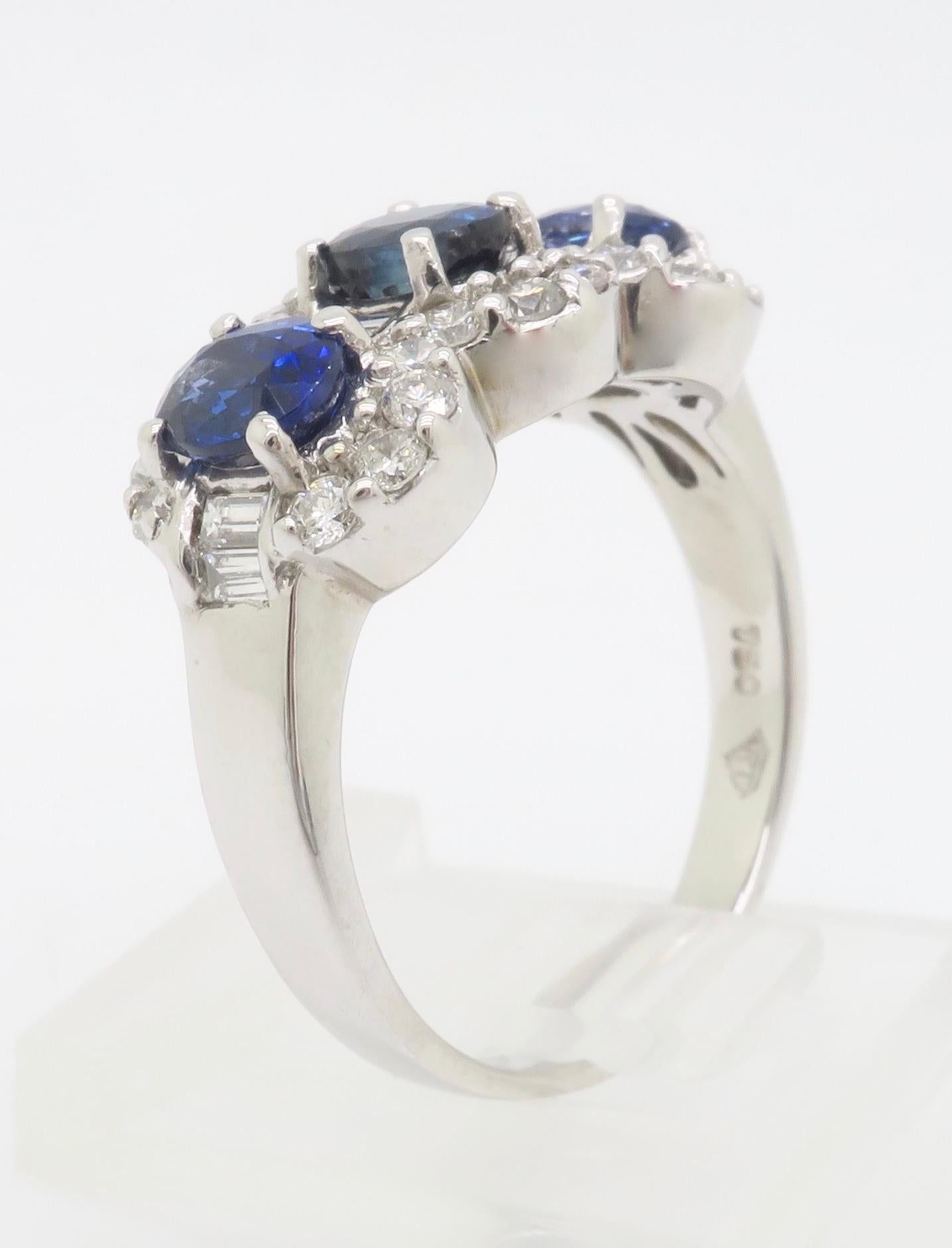 Sapphire & Diamond Three Stone Ring in 18k White Gold For Sale 2