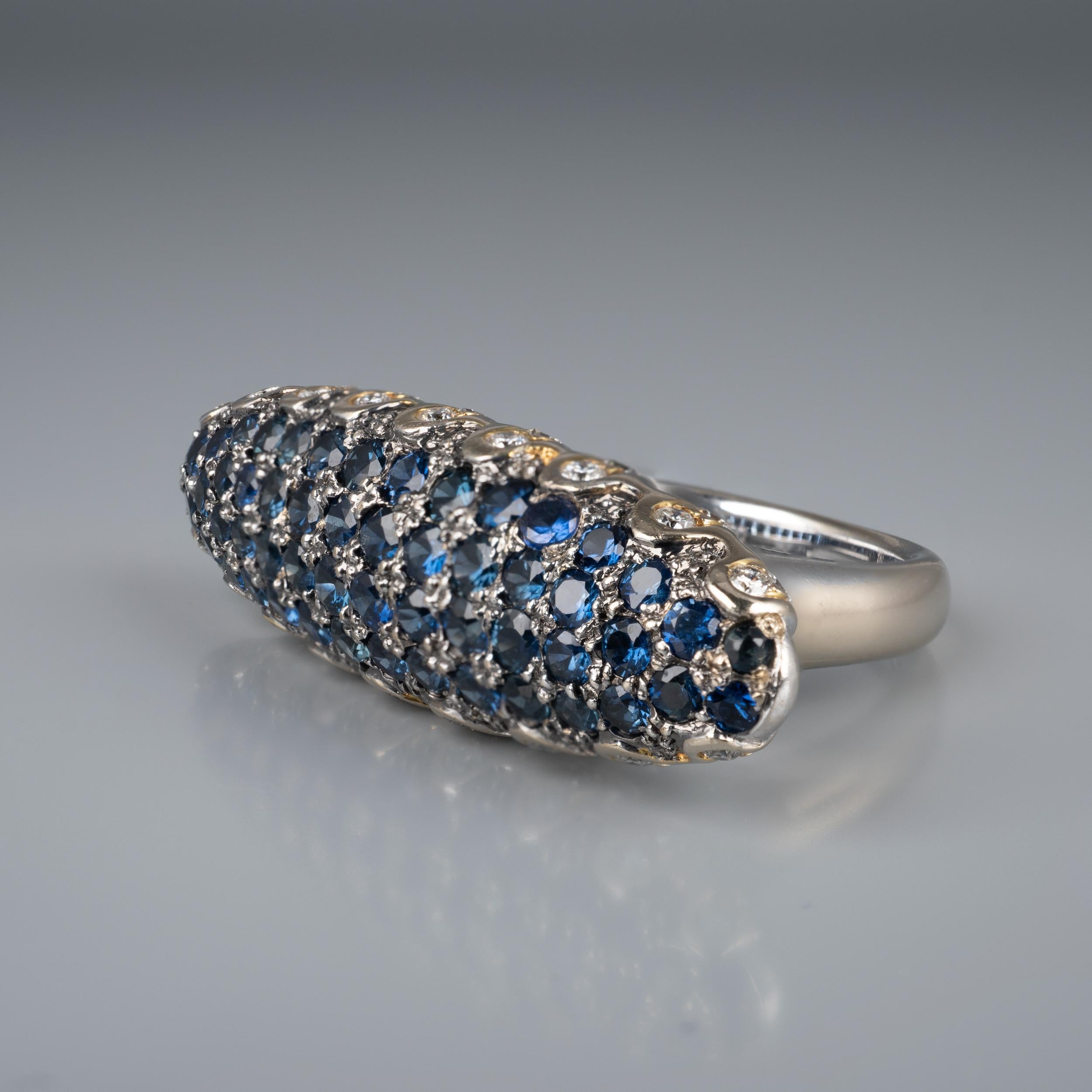 Fabulous Sapphire Diamond Torpedo Cocktail Statement Ring 18 Karat White Gold  For Sale 2