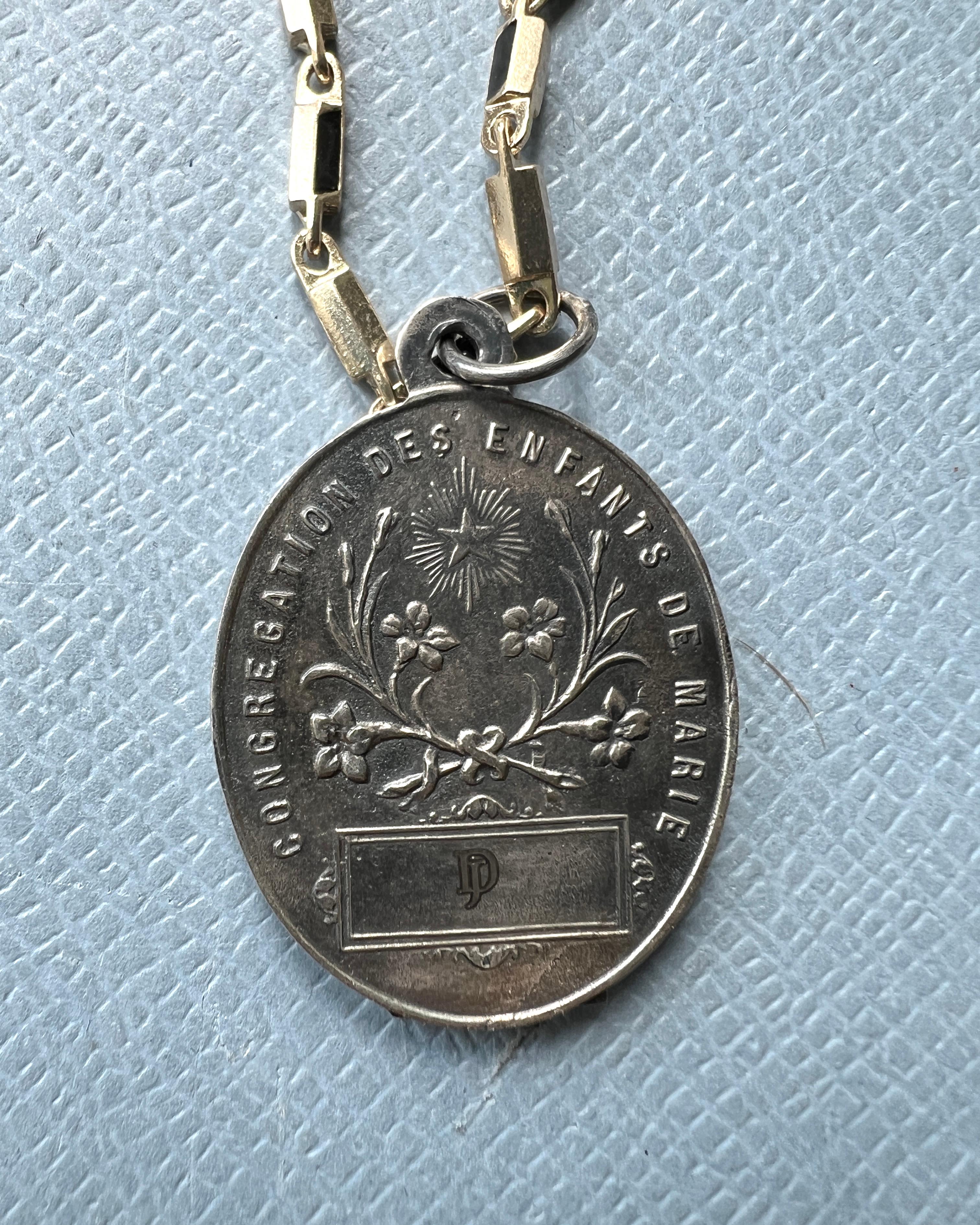 Blue Sapphire White Diamond Virgin Mary Medal Necklace Silver in vendita 6