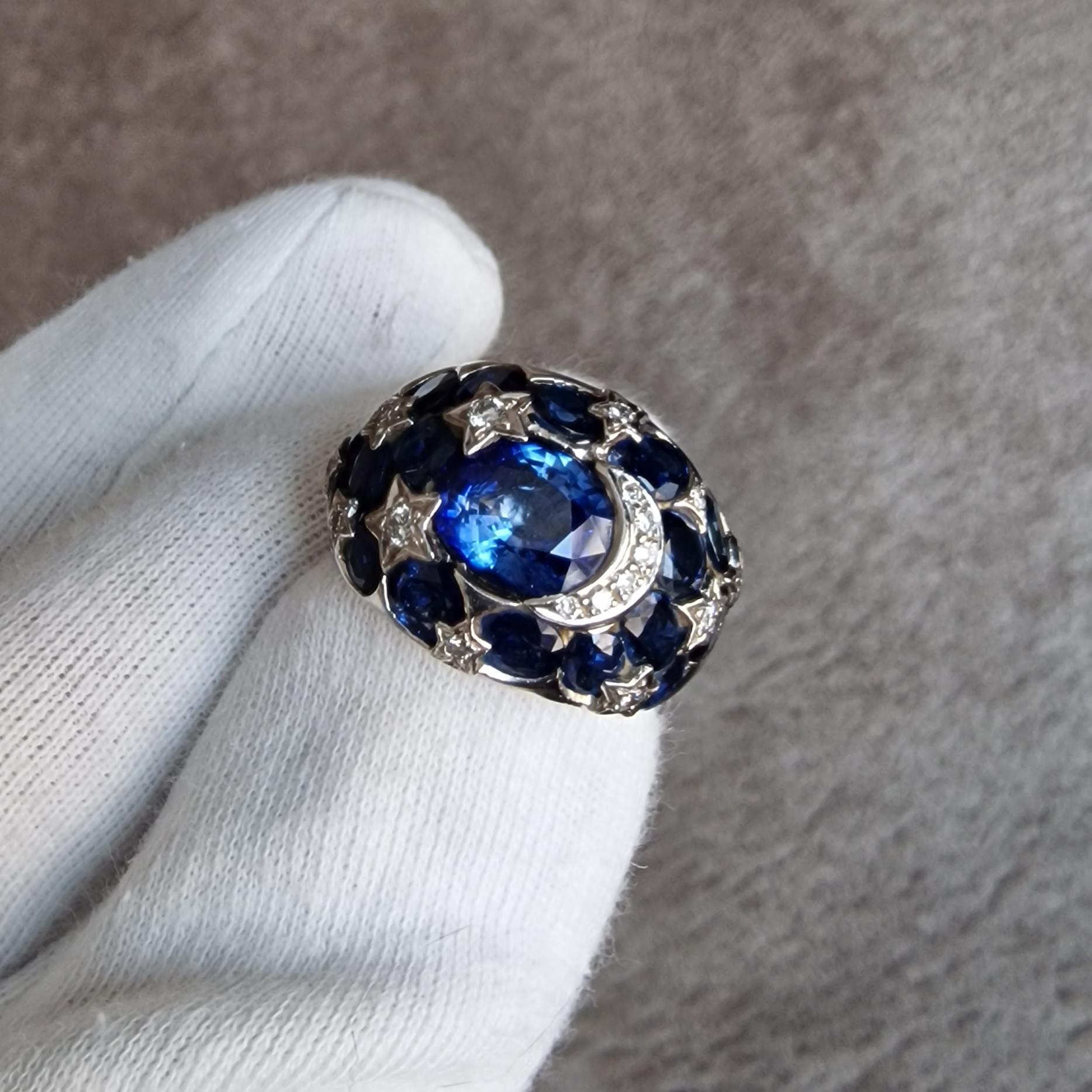 Oval Cut Sapphire Diamond White Gold 18k Ring For Sale
