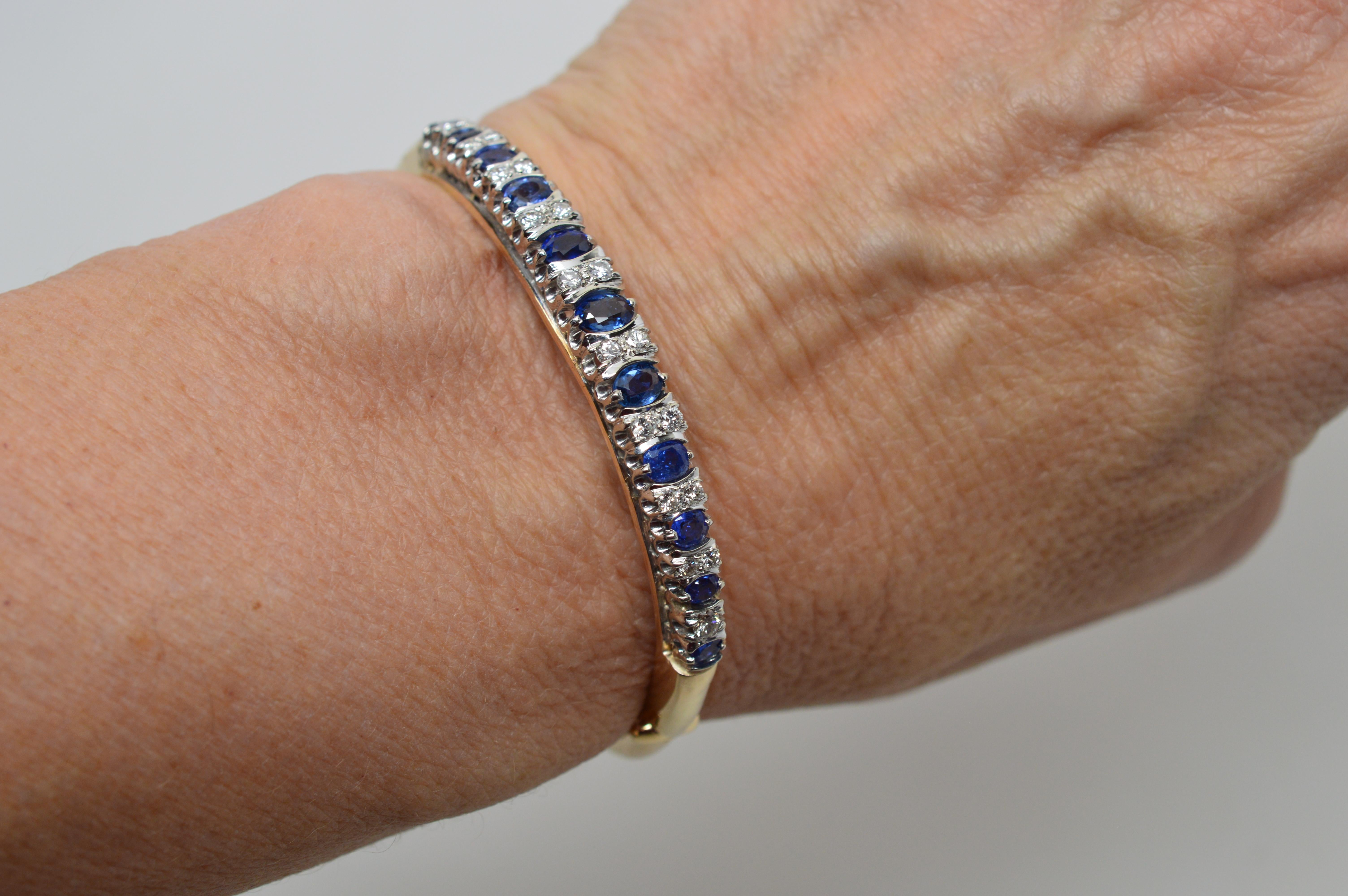 Blue Sapphire Diamond 14K Yellow Gold Bangle Bracelet In Excellent Condition In Mount Kisco, NY