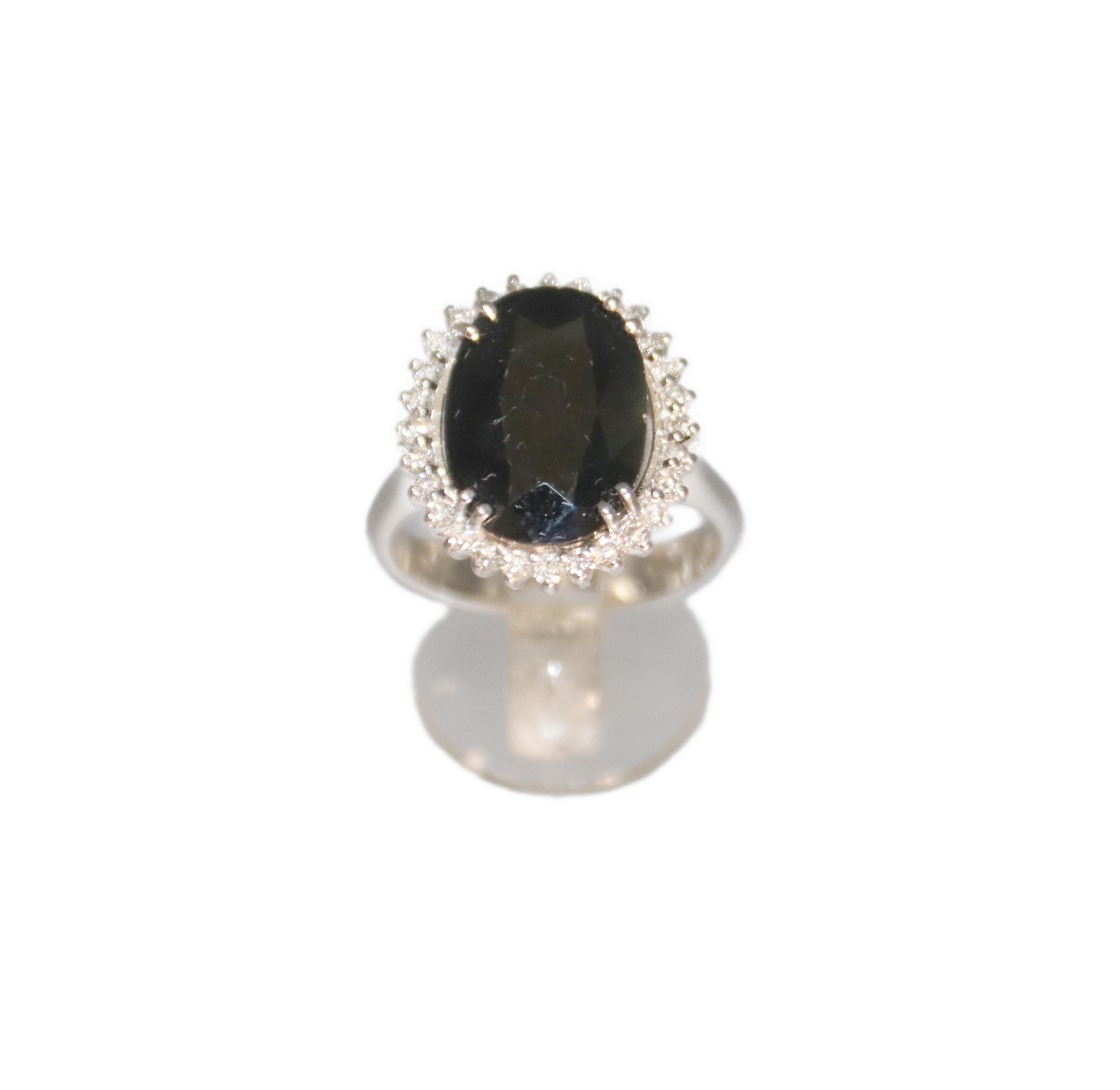 Sapphire Diamonds 18 Karat White Gold Cocktail Ring For Sale 9