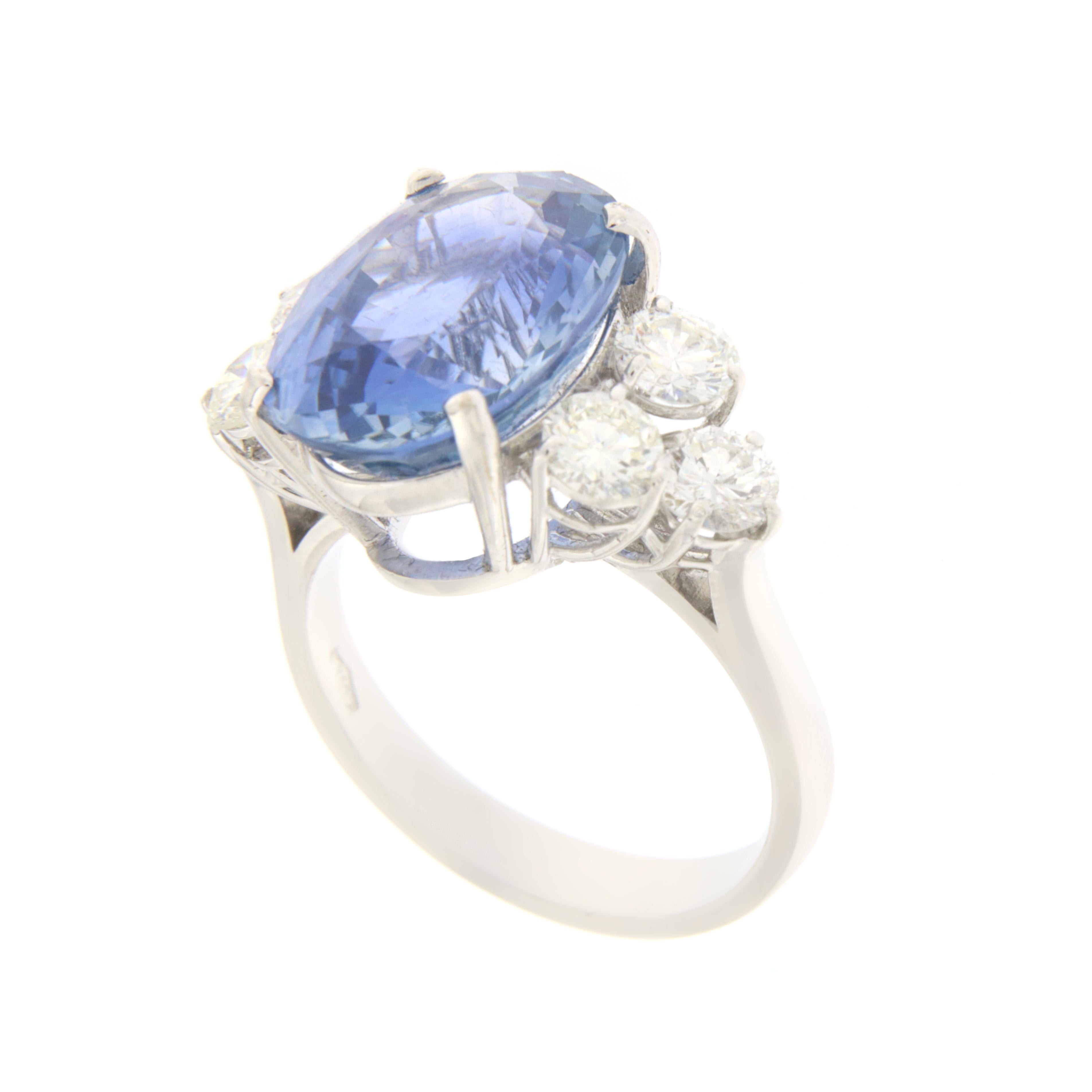 Sapphire Diamonds 18 Karat White Gold Cocktail Ring In New Condition In Marcianise, IT