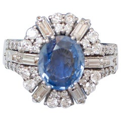 Zafiro, Diamantes, Anillo de Oro Blanco de 18 Kilates.