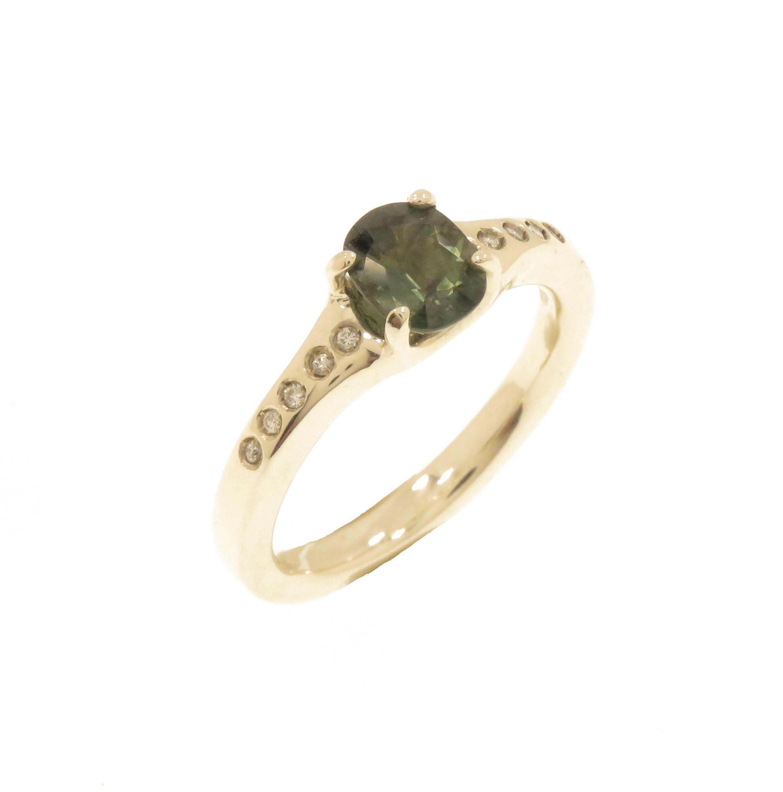 Contemporary Green Sapphire Diamonds White Gold Engagement Ring For Sale
