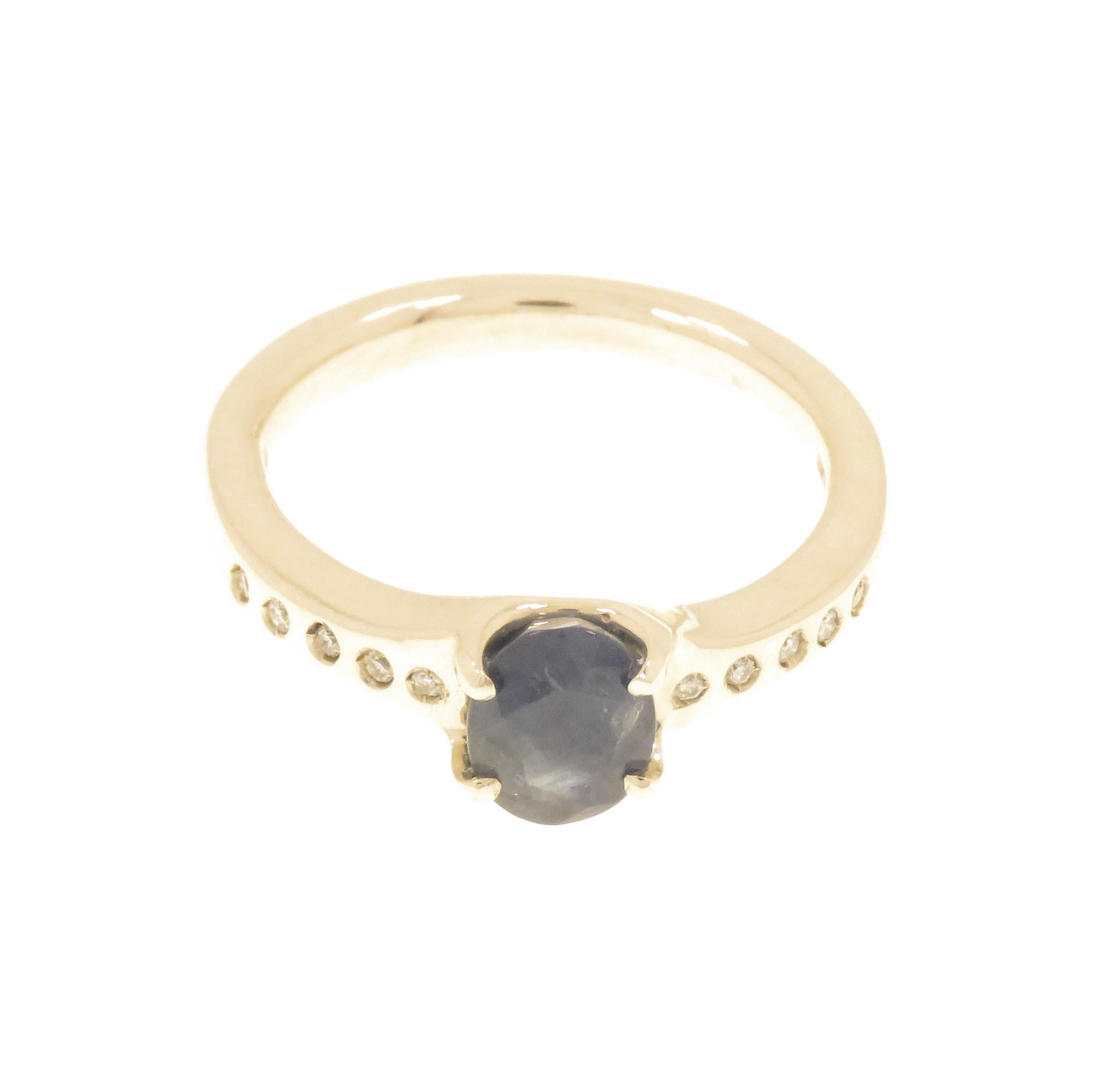 Saphir-Diamanten-Ring aus 9 Karat Weißgold Damen im Angebot