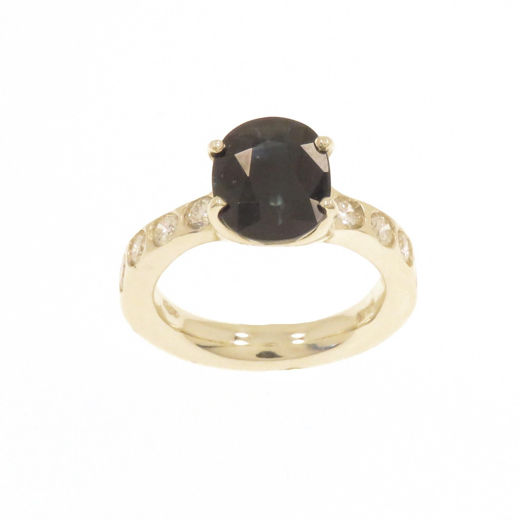 Sapphire Diamonds 9K White Gold Ring For Sale 2