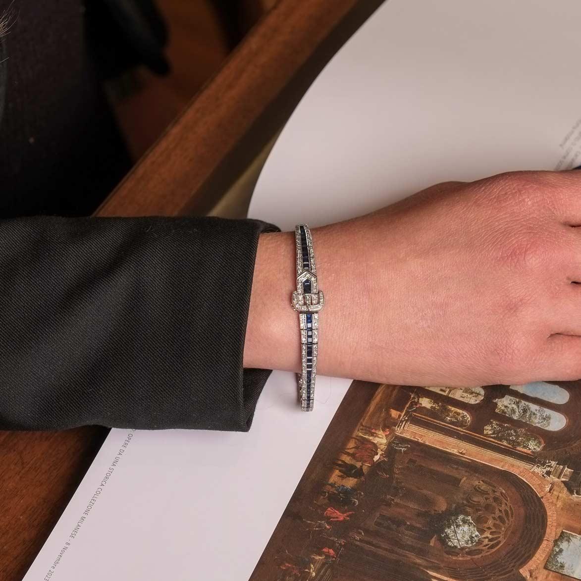 Taglio rotondo Bracciale con fibbia in zaffiro e diamanti in oro bianco 18 ct Vintage in vendita