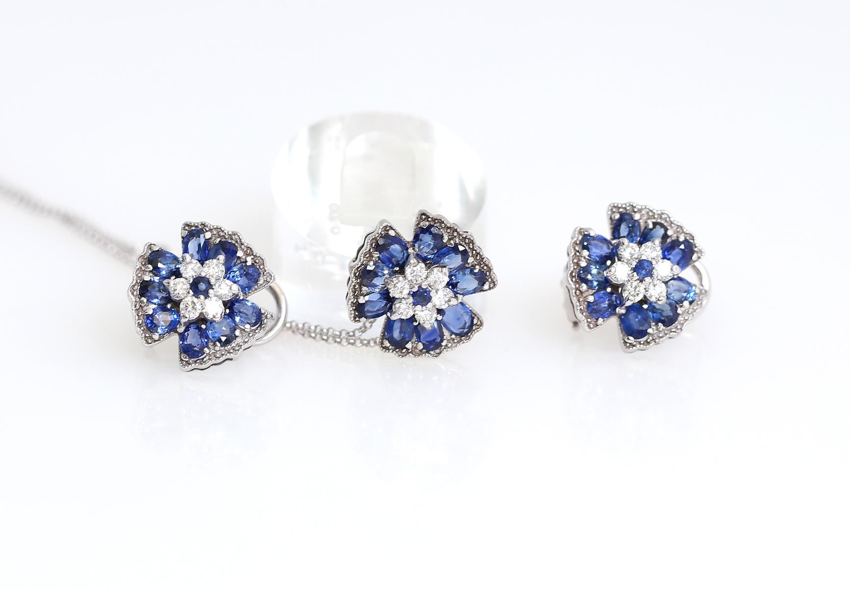 Round Cut Sapphire Diamonds Pendant Earrings Chain Set, 2020