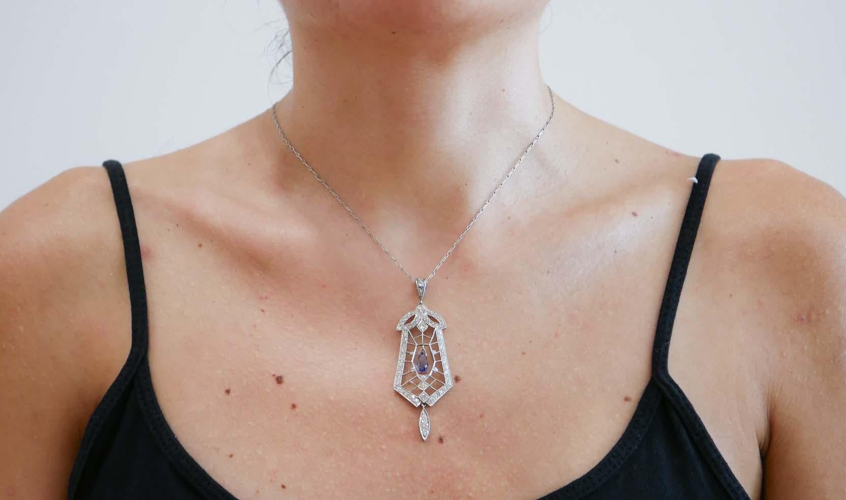 Colgante de zafiro, diamantes y platino. Corte mixto en venta