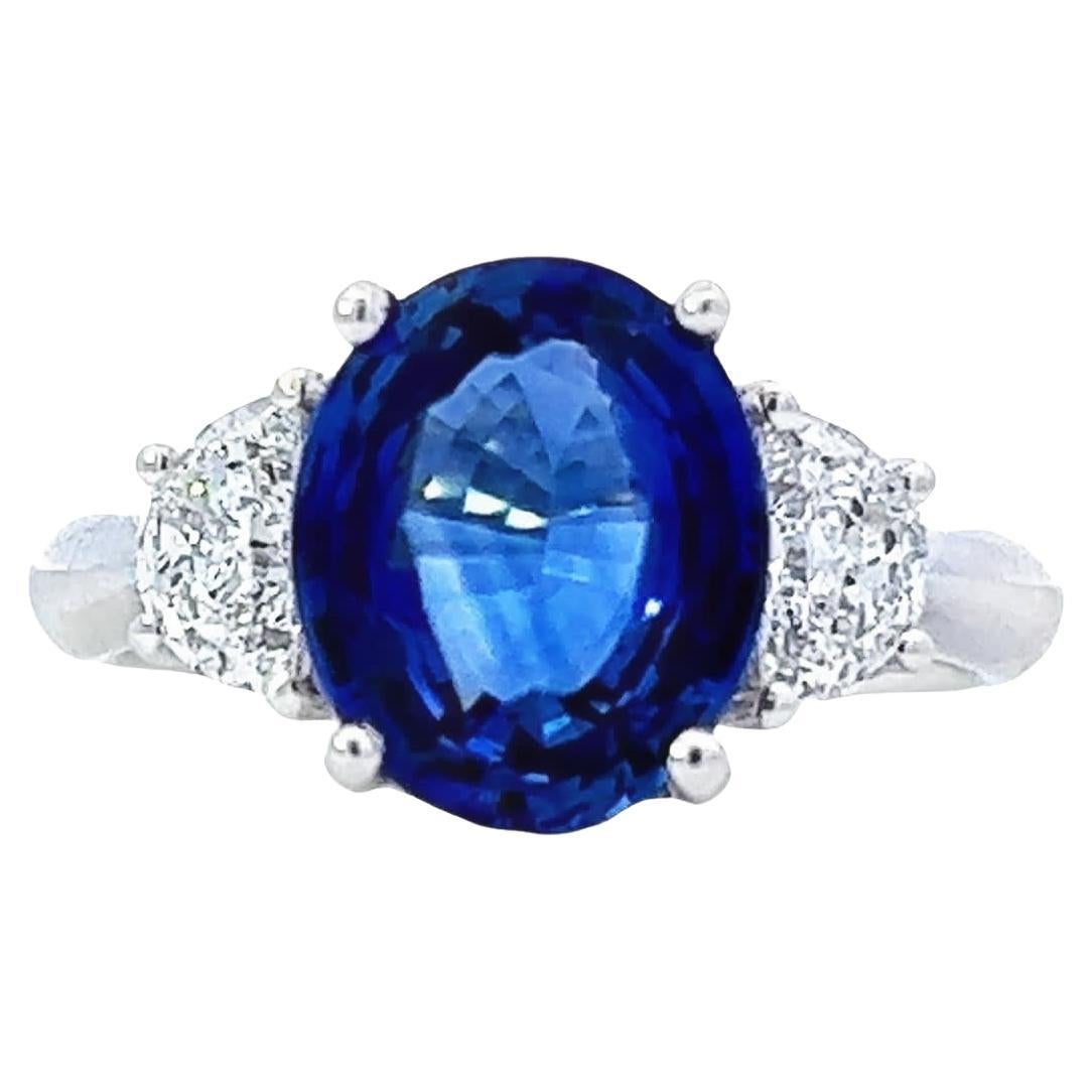 Anello di diamanti Eleg con zaffiro