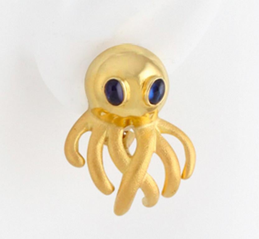 Sapphire Eyes 18 Karat Gold Octopus Earrings by John Landrum Bryant In New Condition For Sale In New York, NY