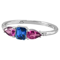 Sapphire, garnet 14k gold ring