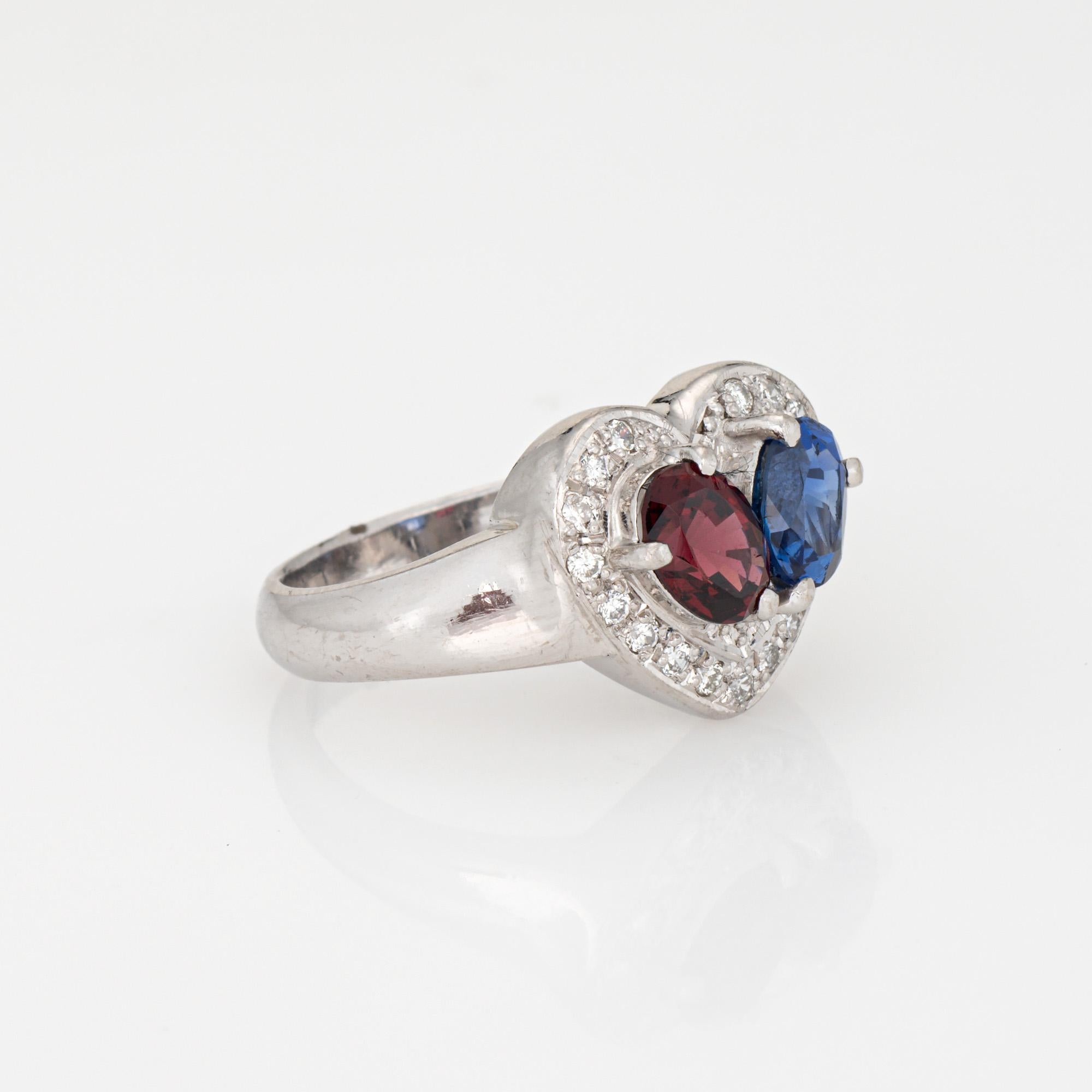 Contemporaneo Anello Cuore Zaffiro Granato Diamante Estate Jewelry 6 Platino Moi et Toi Fine Jewelry in vendita