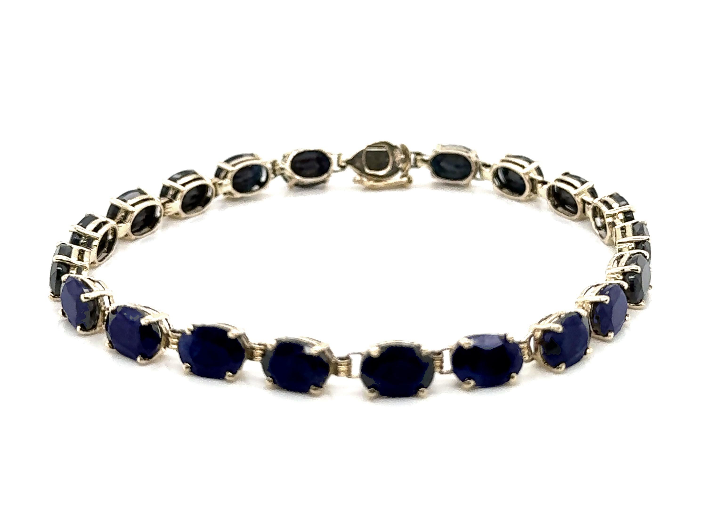 Zafiro Piedra Preciosa Pulsera de Tenis 20 Quilates  Eternidad 14K Piedra Nacimiento Septiembre 20 en Excelente estado para la venta en Dearborn, MI