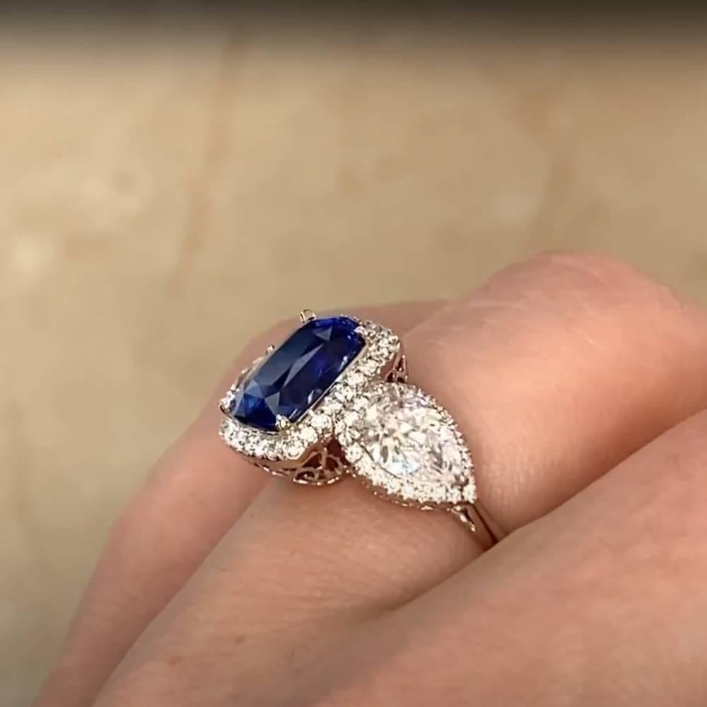 Art Déco Anello con zaffiro (GIA circa 3,00 carati) e diamante (circa 1,00 carati), platino in vendita