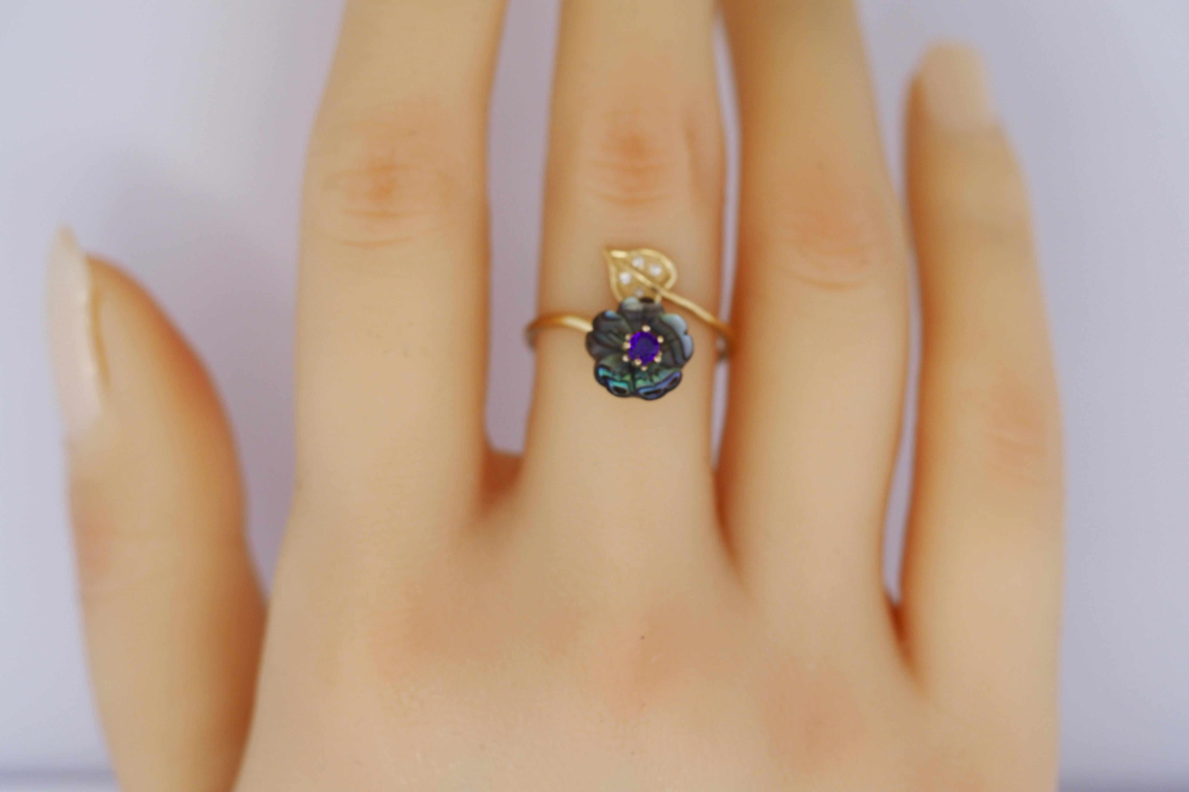 in vendita:  Anello in oro con zaffiro 5