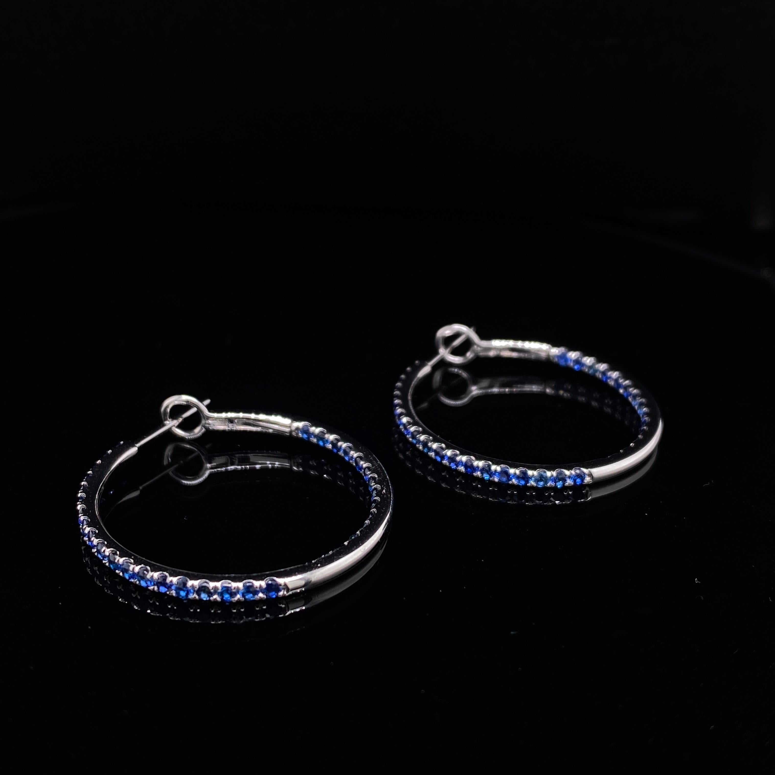 Sapphire Hoop Earrings 18 Karat White Gold In New Condition For Sale In London, GB