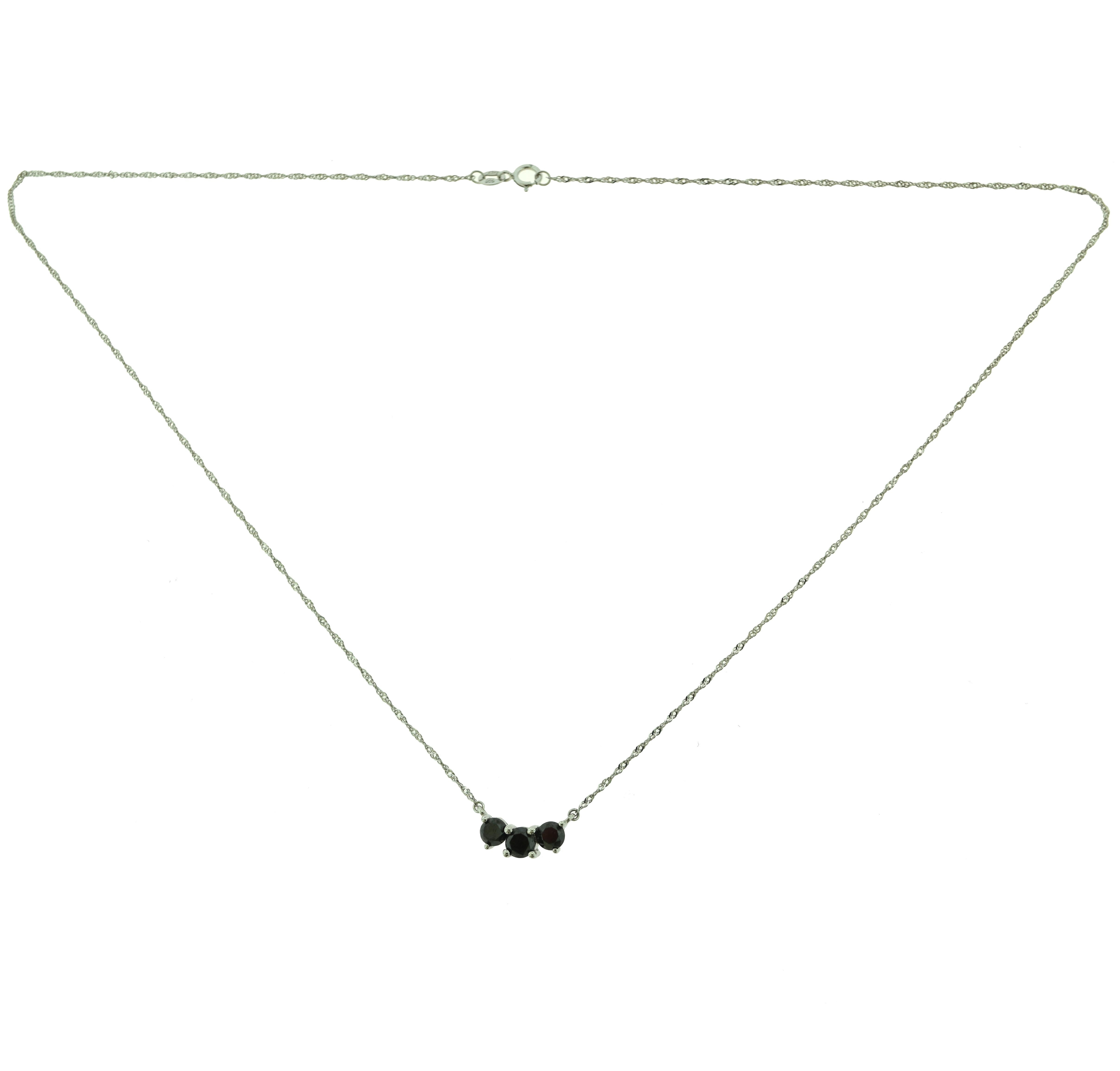 Sapphire in White Gold Pendant Necklace In Good Condition For Sale In Miami, FL