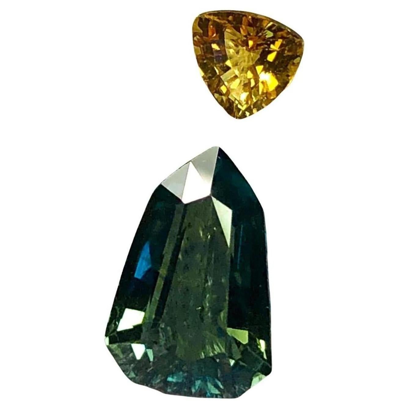 Art Deco Sapphire Kite Shape Blue-Green 3.54 Carat For Sale