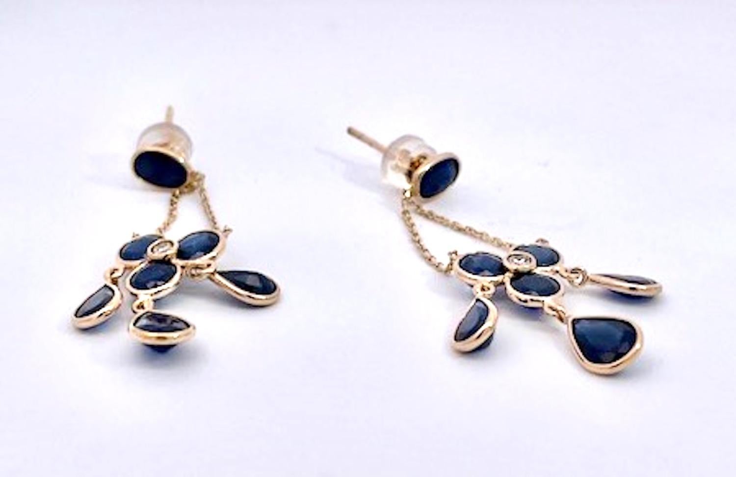 Boucles d'oreilles saphir mini chandelier avec diamants 18K en vente 1