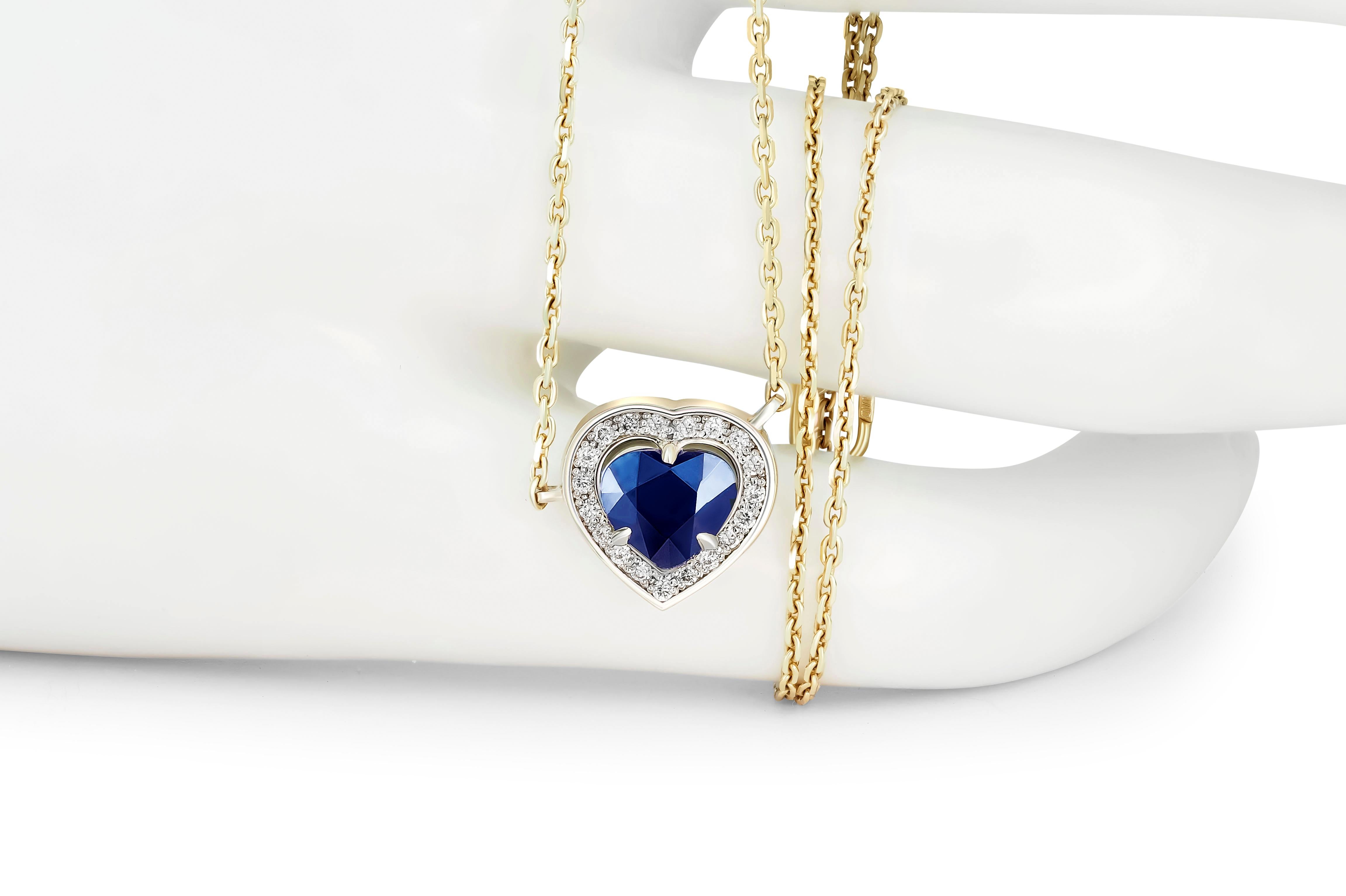 Modern Sapphire Necklace Pendant in 14 Karat Gold, Certified Heart Sapphire Pendant For Sale