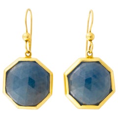 Boucles d'oreilles en goutte octogonales en or 18 carats et saphir