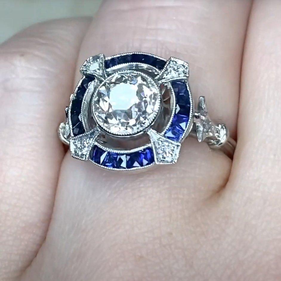 Anillo de compromiso de zafiro y diamante europeo antiguo (aprox. 1,30 quilates), platino en Excelente estado para la venta en New York, NY