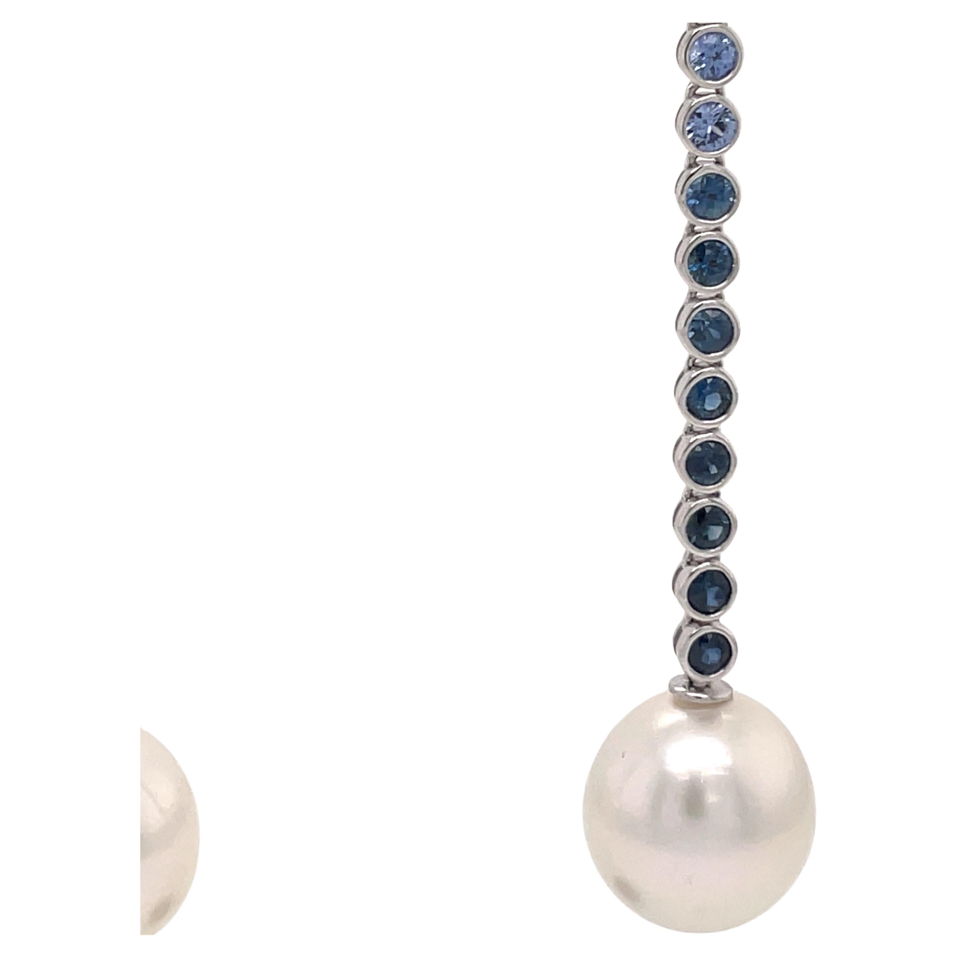 Pendants d'oreilles Ombres de saphir et perles des mers du Sud 2.24 CTS 13-14 MM Or blanc 18KT Pour femmes en vente